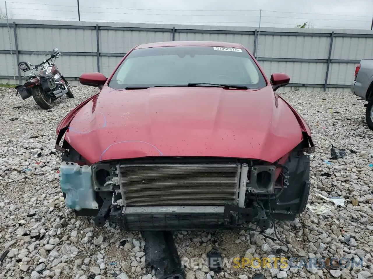 5 Photograph of a damaged car 3FA6P0HD9LR245869 FORD FUSION 2020