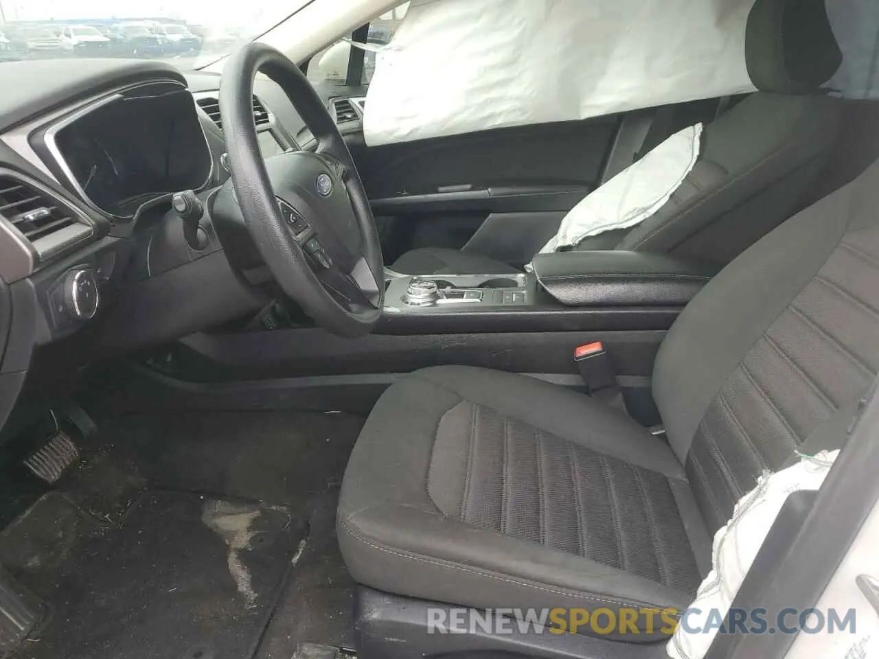 7 Photograph of a damaged car 3FA6P0HD9LR263756 FORD FUSION 2020