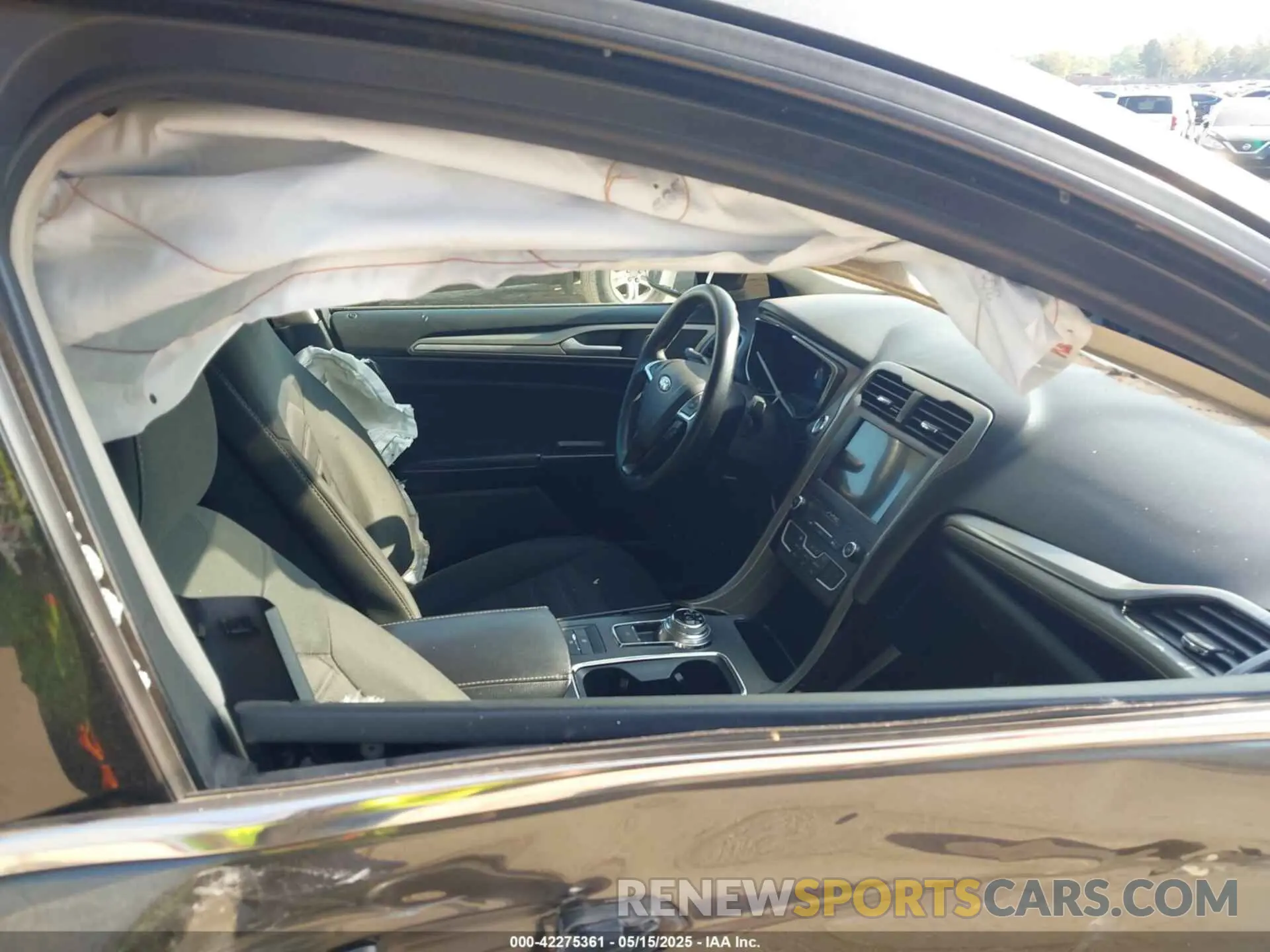 5 Photograph of a damaged car 3FA6P0HDXLR150138 FORD FUSION 2020