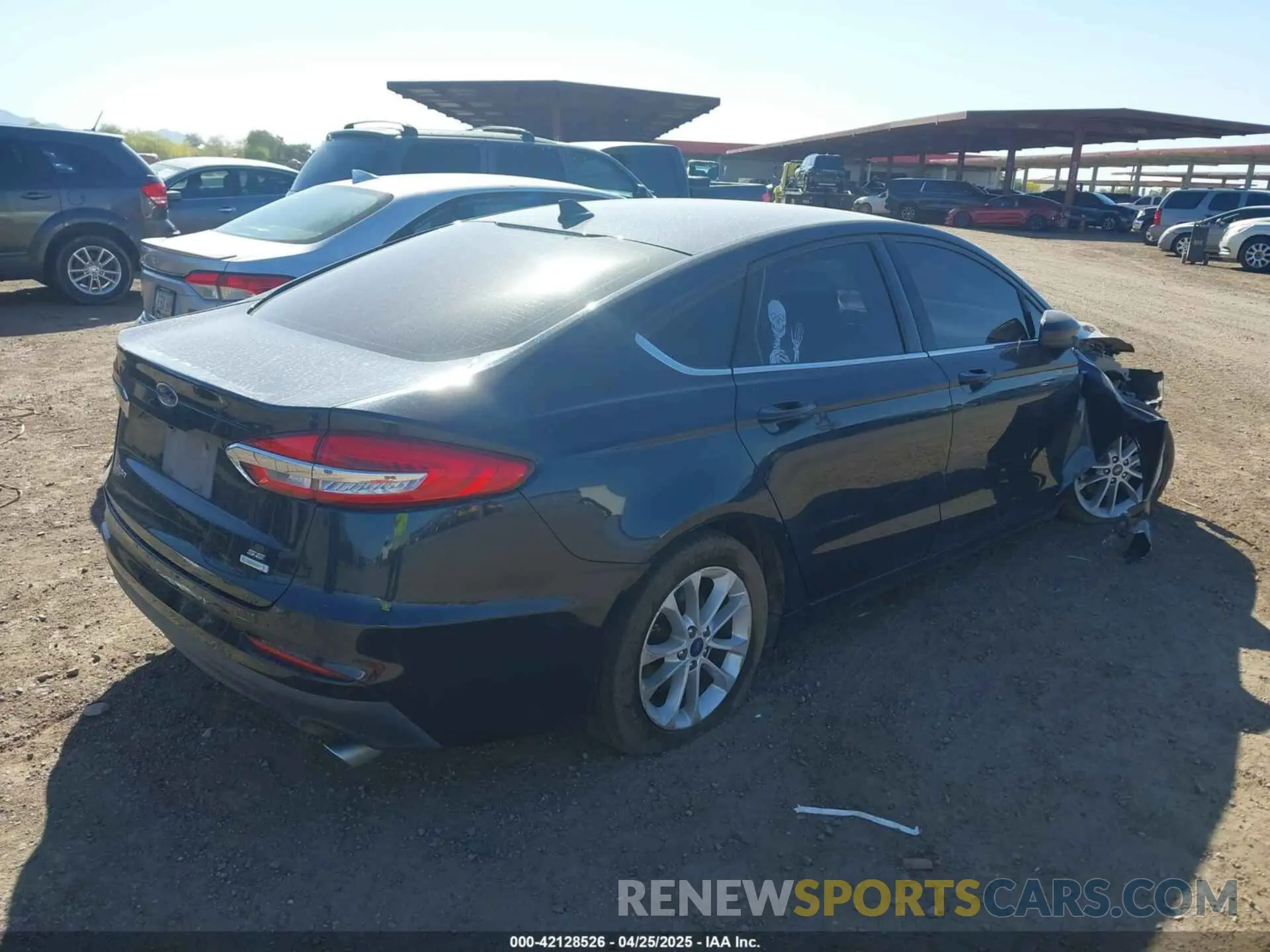 4 Photograph of a damaged car 3FA6P0HDXLR168137 FORD FUSION 2020