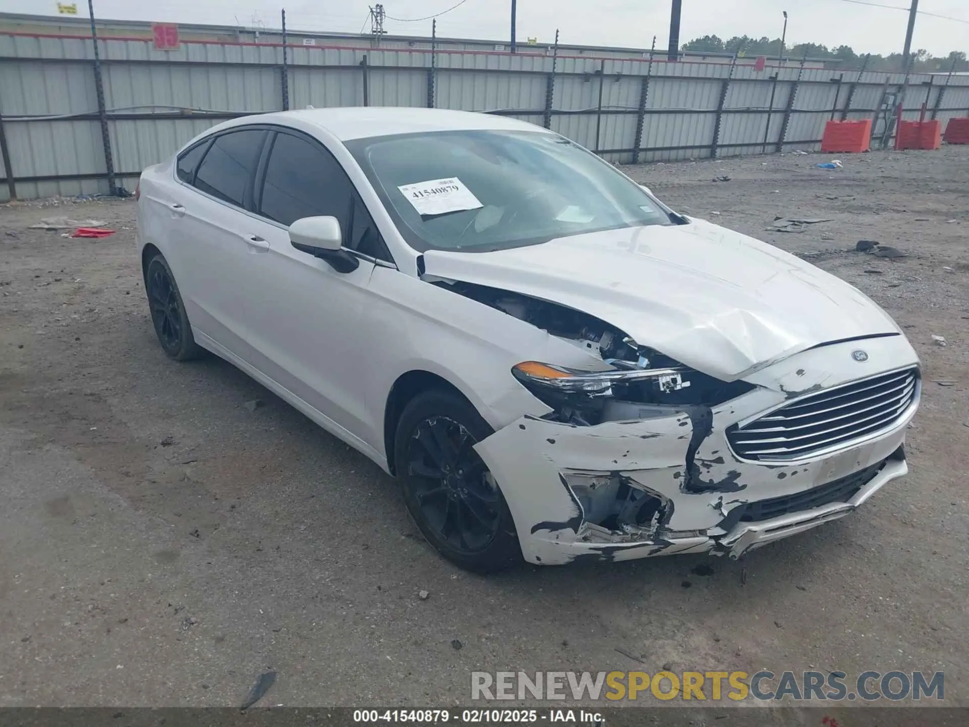 1 Photograph of a damaged car 3FA6P0HDXLR168316 FORD FUSION 2020