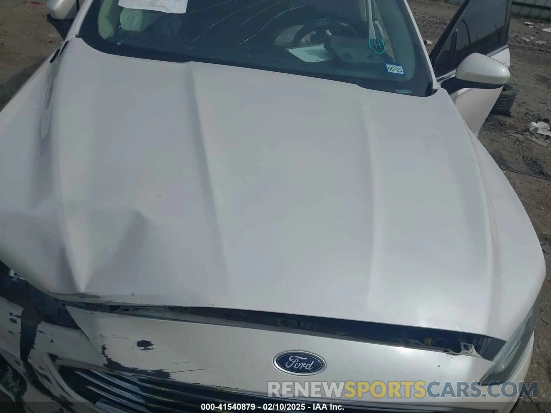 10 Photograph of a damaged car 3FA6P0HDXLR168316 FORD FUSION 2020