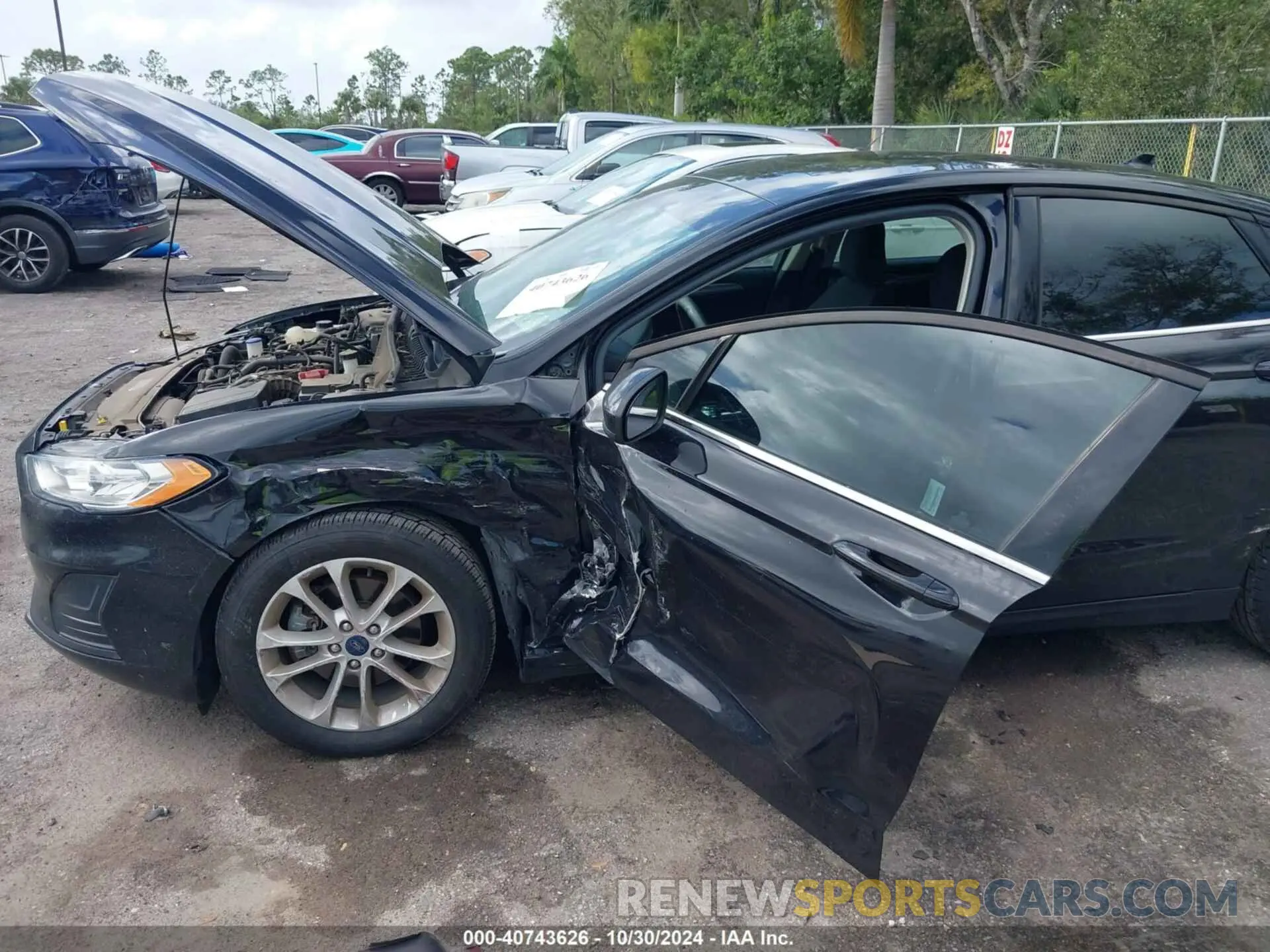 6 Photograph of a damaged car 3FA6P0HDXLR170082 FORD FUSION 2020