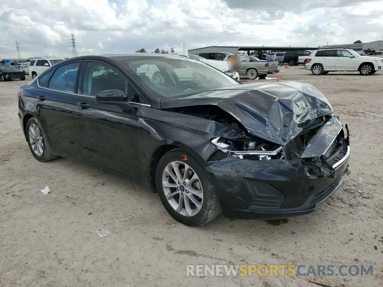 4 Photograph of a damaged car 3FA6P0HDXLR172673 FORD FUSION 2020