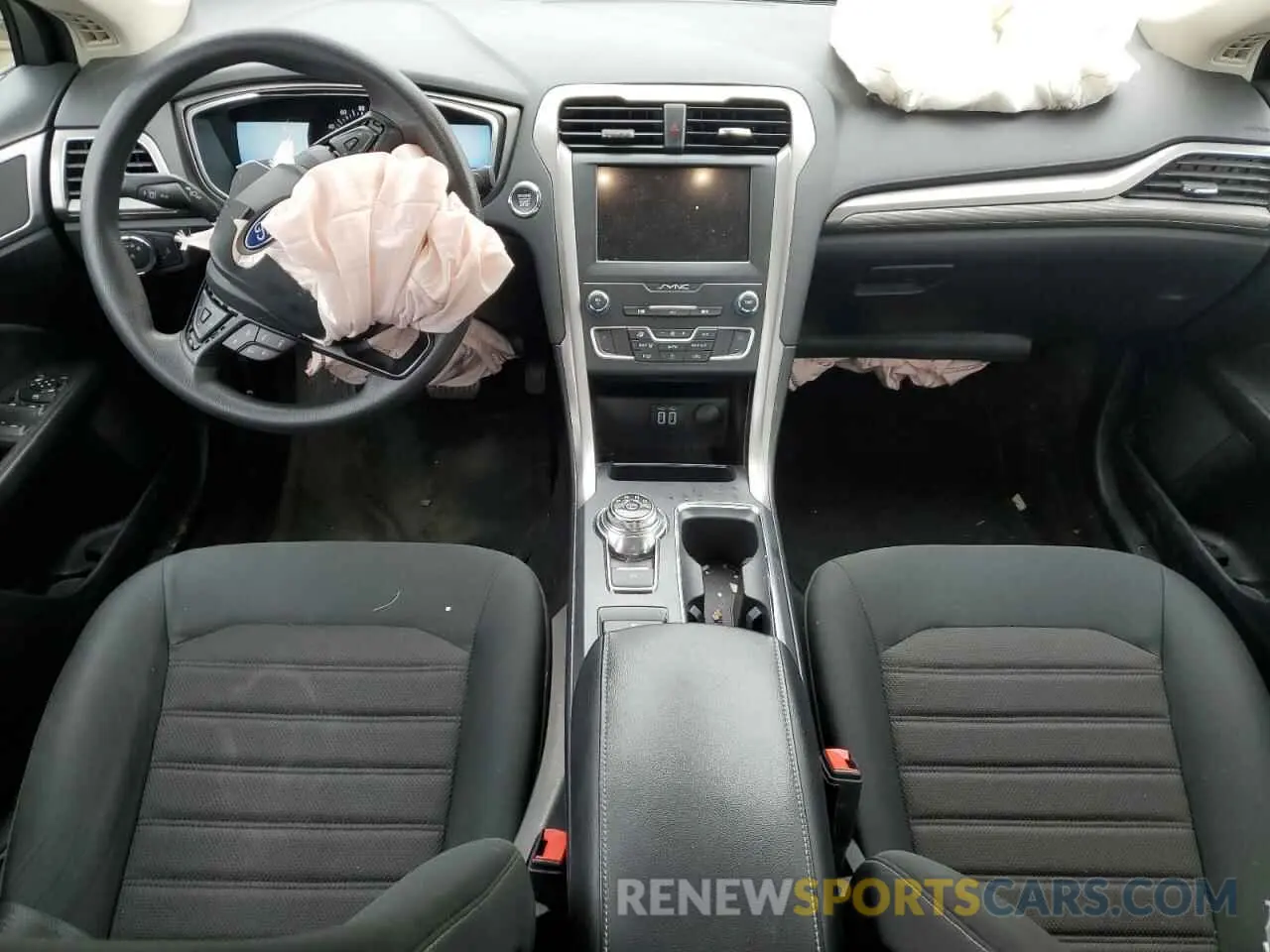 8 Photograph of a damaged car 3FA6P0HDXLR186671 FORD FUSION 2020