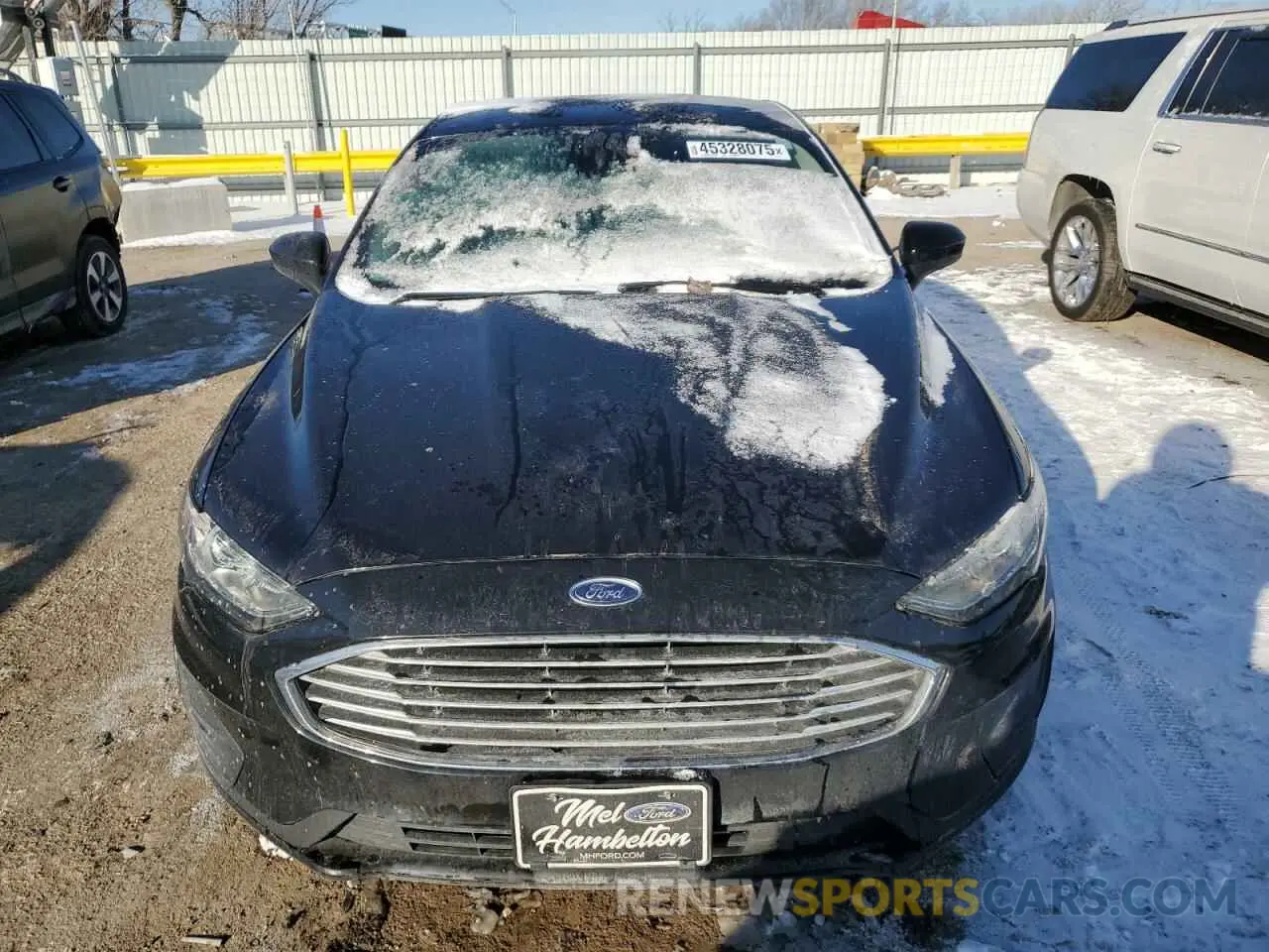 5 Photograph of a damaged car 3FA6P0HDXLR232791 FORD FUSION 2020