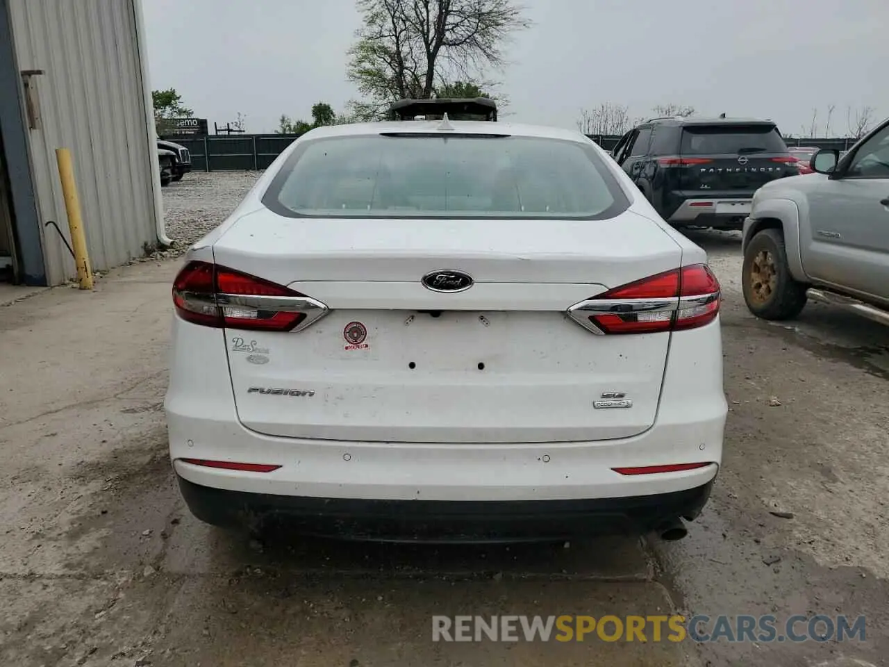 6 Photograph of a damaged car 3FA6P0HDXLR263510 FORD FUSION 2020