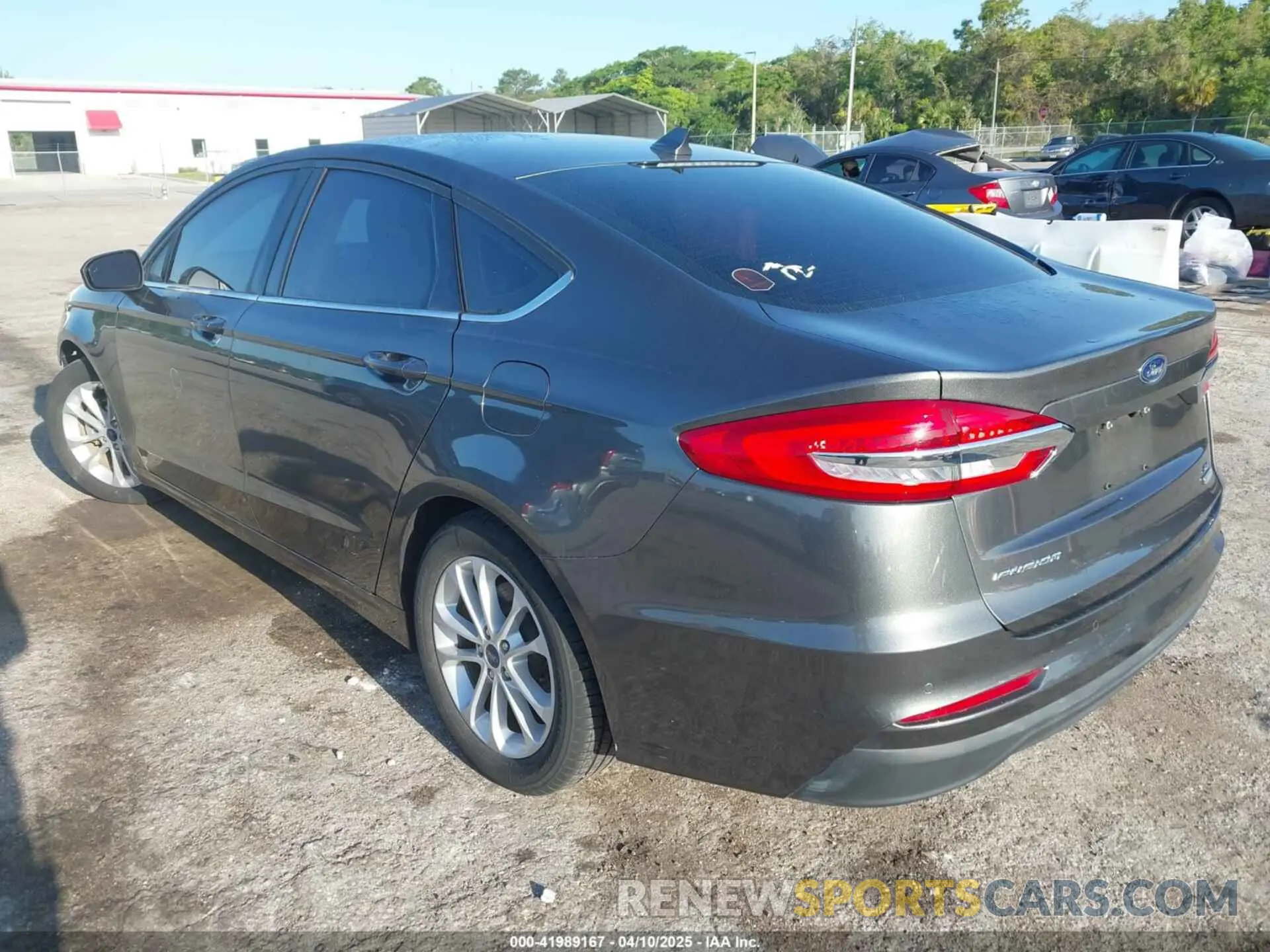 3 Photograph of a damaged car 3FA6P0HDXLR263572 FORD FUSION 2020