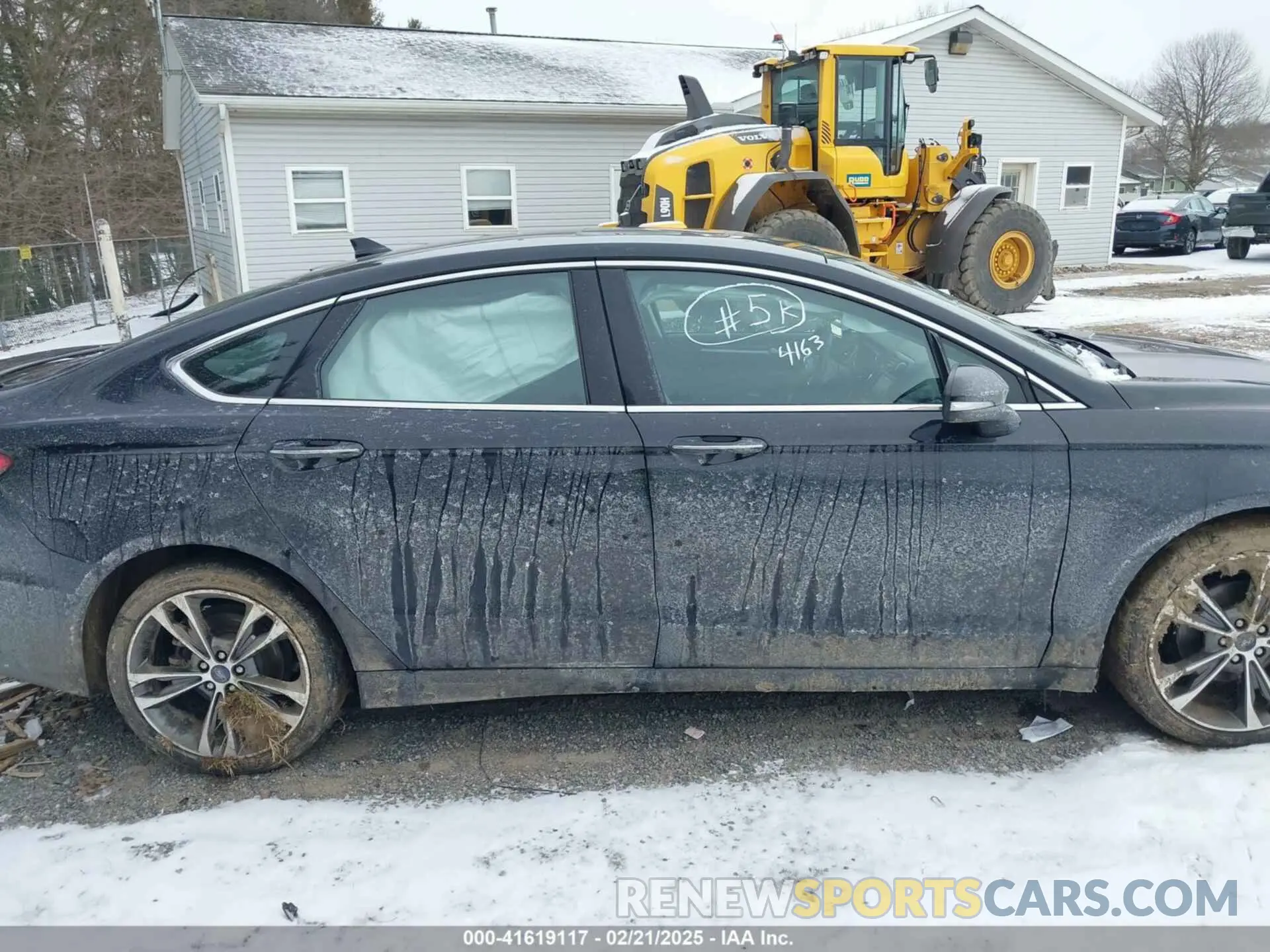 13 Photograph of a damaged car 3FA6P0K90LR204163 FORD FUSION 2020