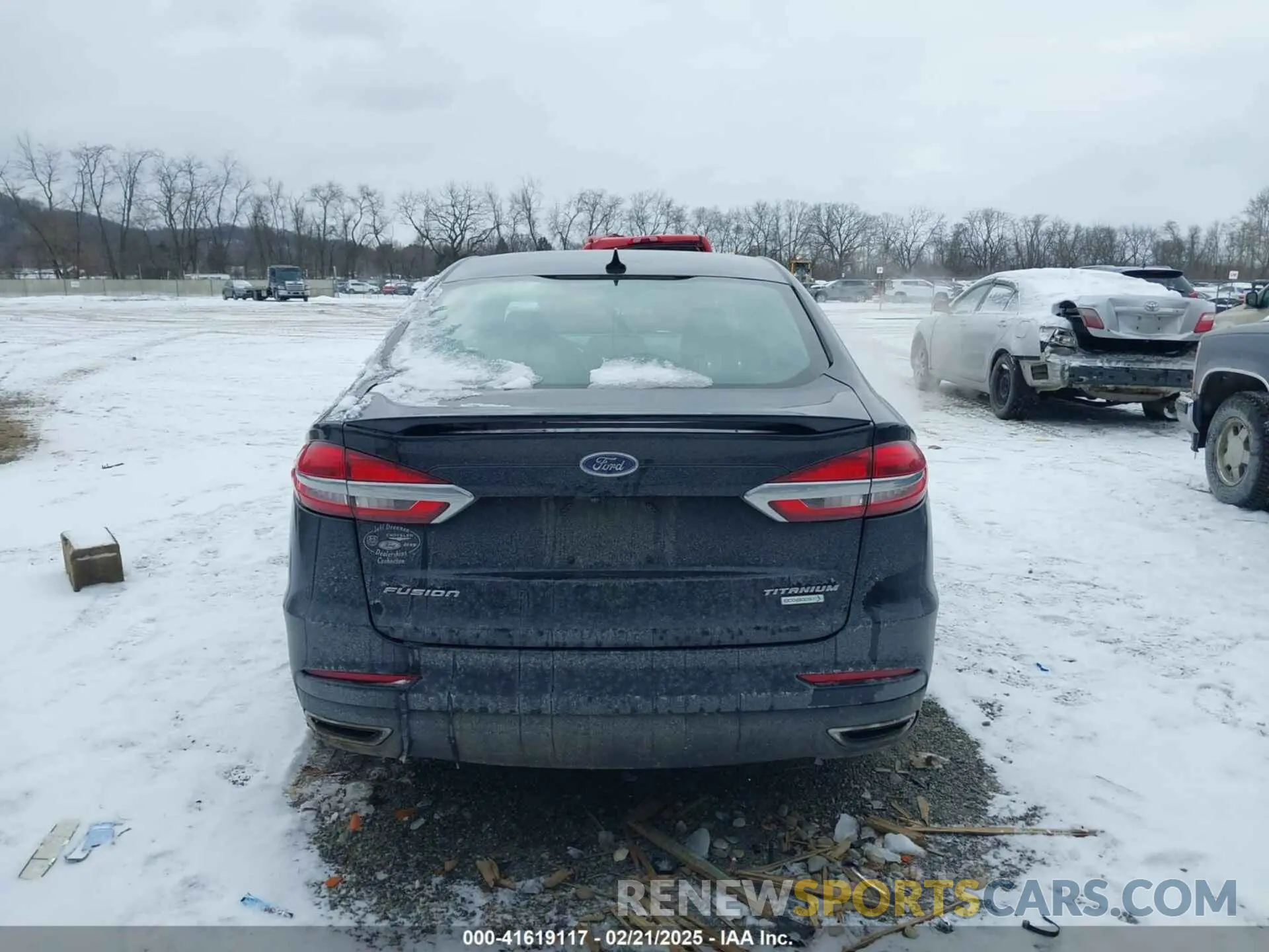 16 Photograph of a damaged car 3FA6P0K90LR204163 FORD FUSION 2020