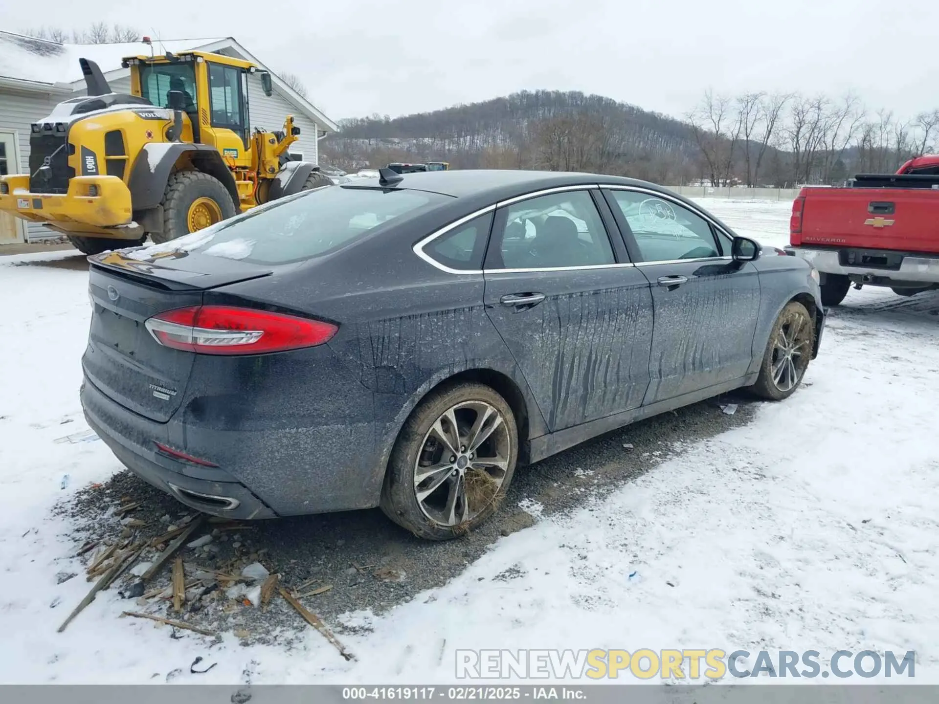 4 Photograph of a damaged car 3FA6P0K90LR204163 FORD FUSION 2020