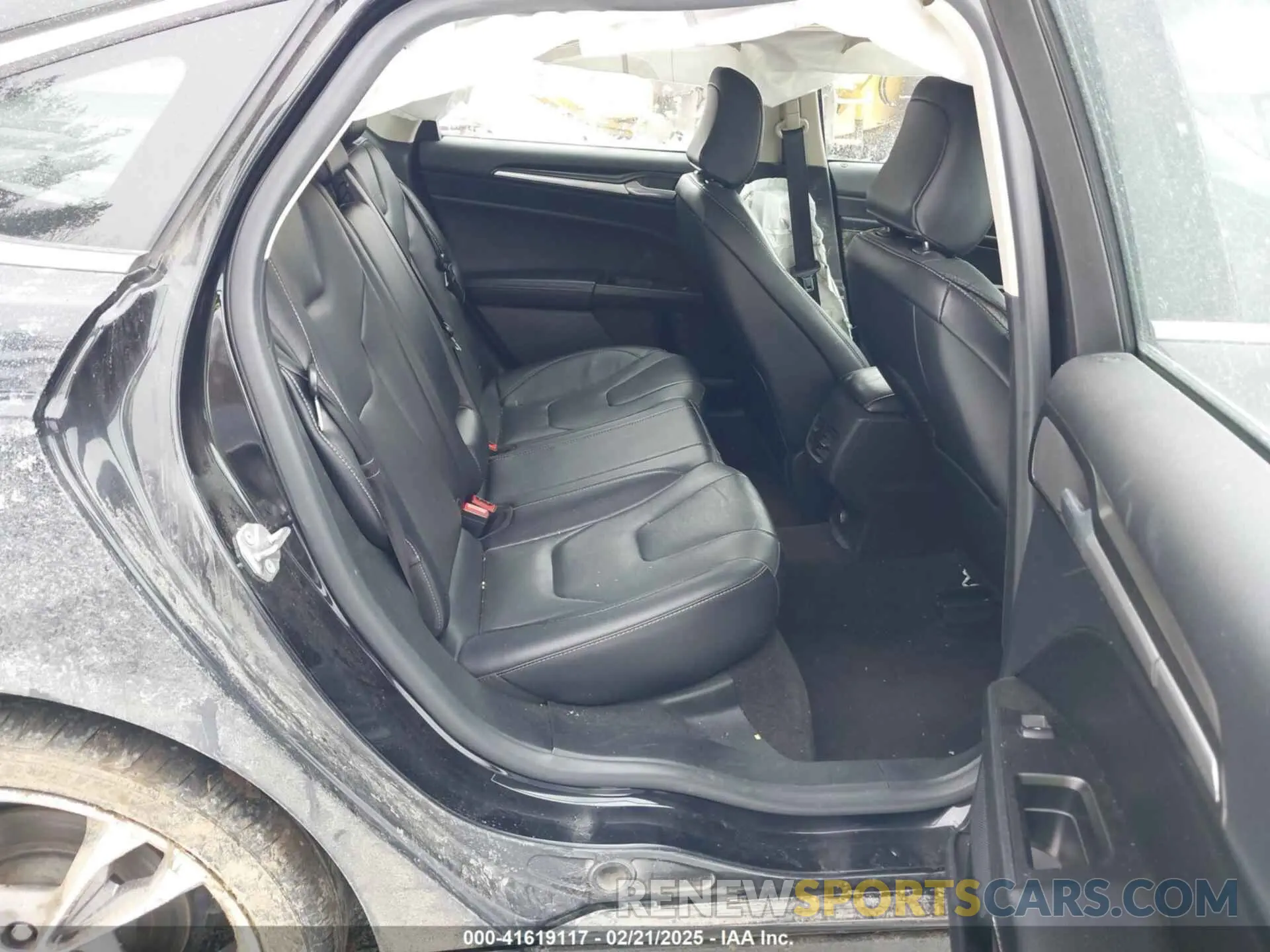 8 Photograph of a damaged car 3FA6P0K90LR204163 FORD FUSION 2020