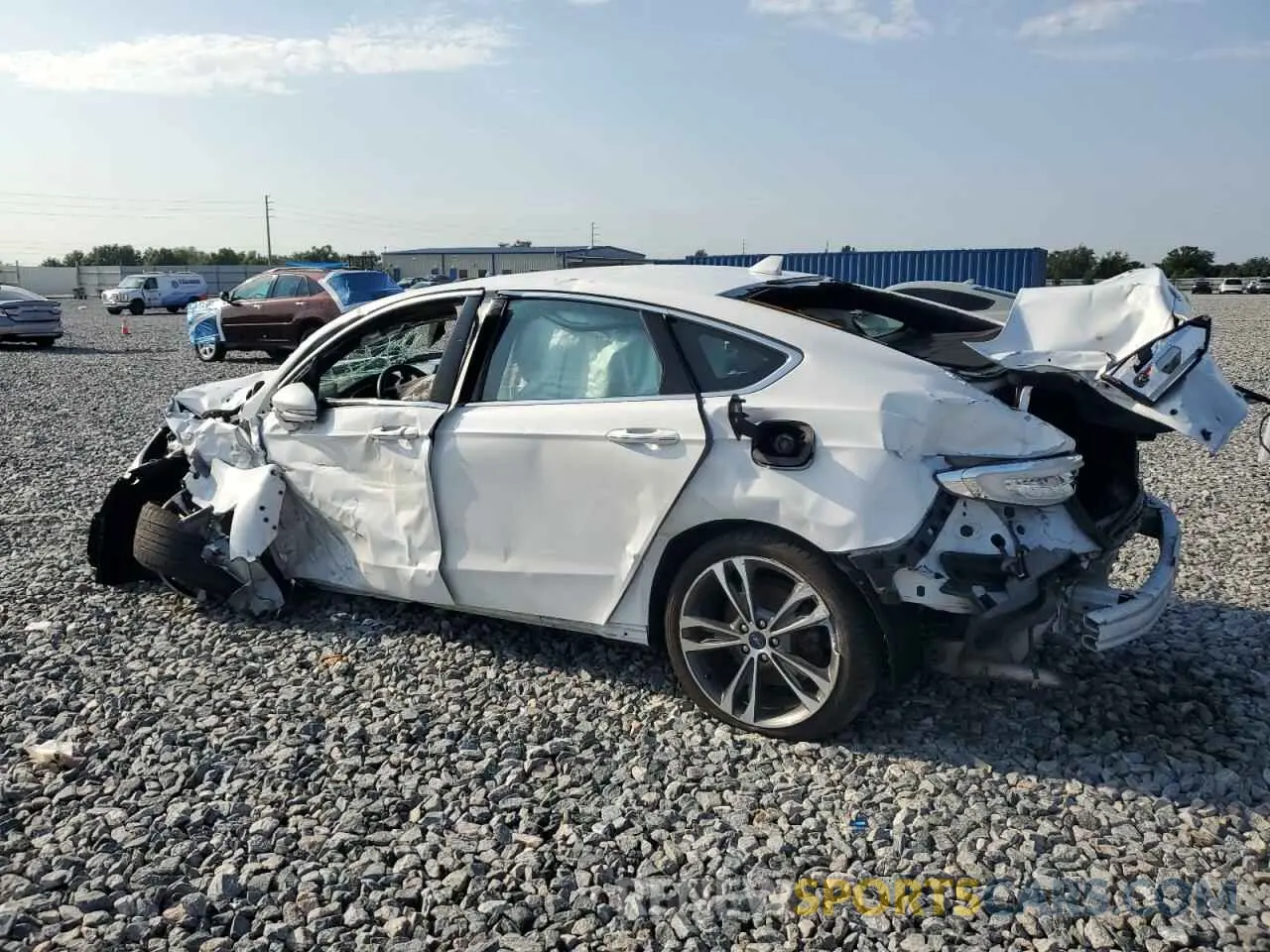 2 Photograph of a damaged car 3FA6P0K91LR127917 FORD FUSION 2020