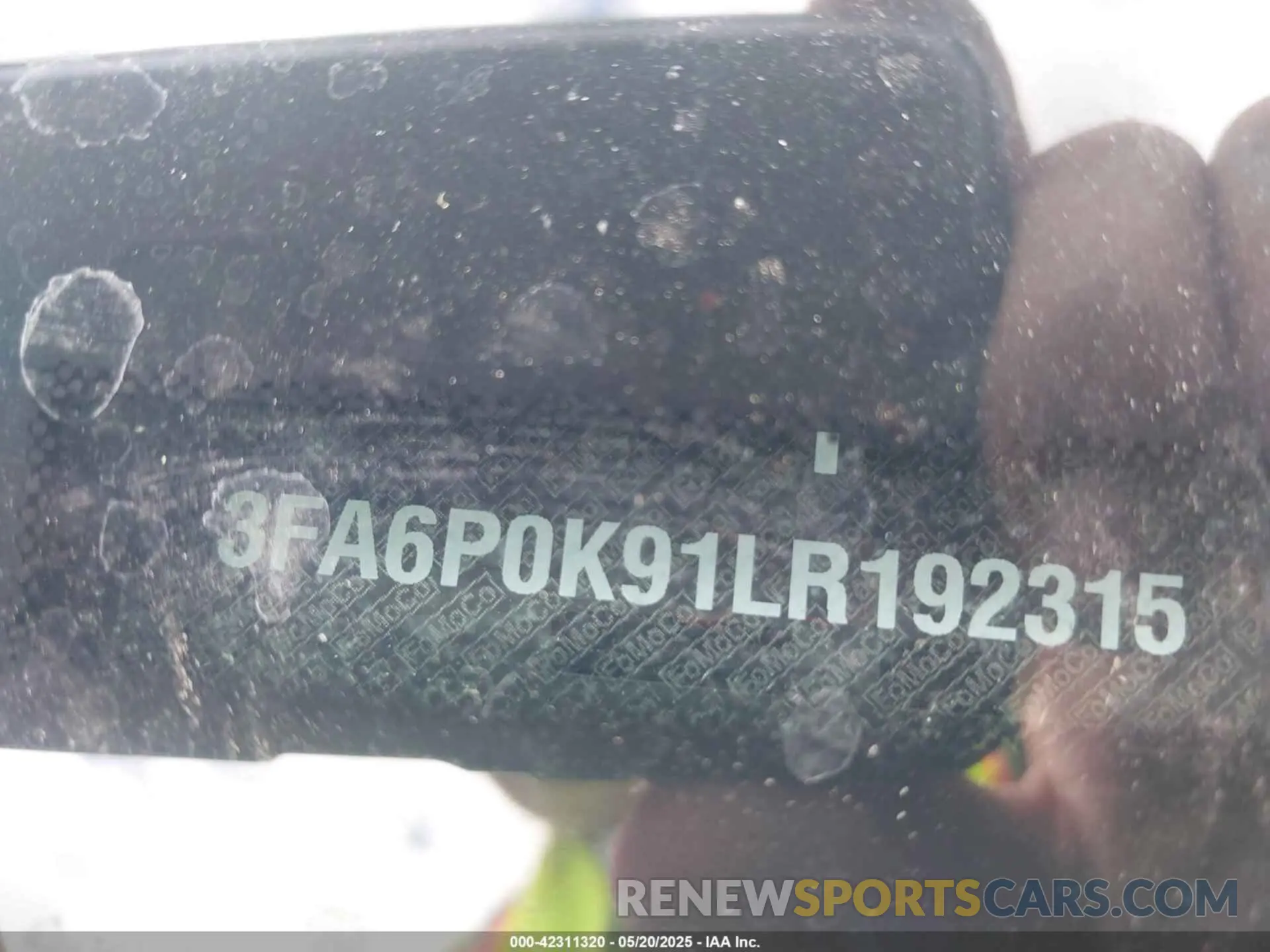 9 Photograph of a damaged car 3FA6P0K91LR192315 FORD FUSION 2020