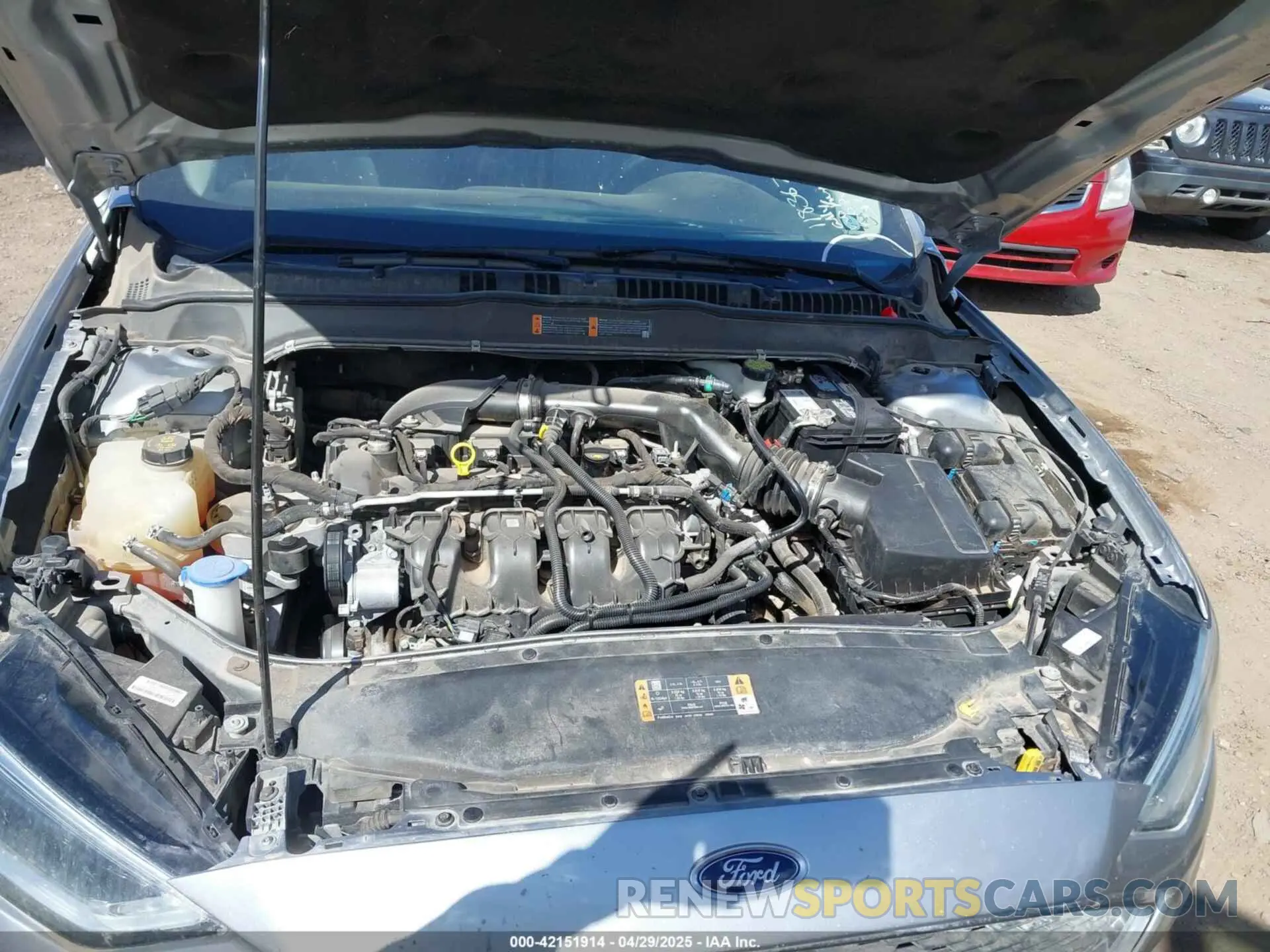 10 Photograph of a damaged car 3FA6P0K92LR118367 FORD FUSION 2020