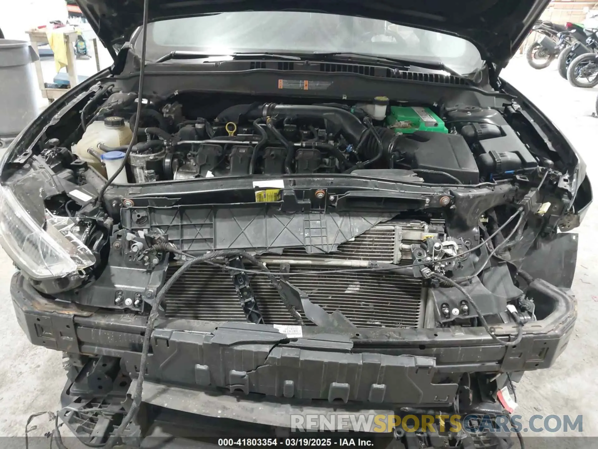 17 Photograph of a damaged car 3FA6P0K93LR175712 FORD FUSION 2020
