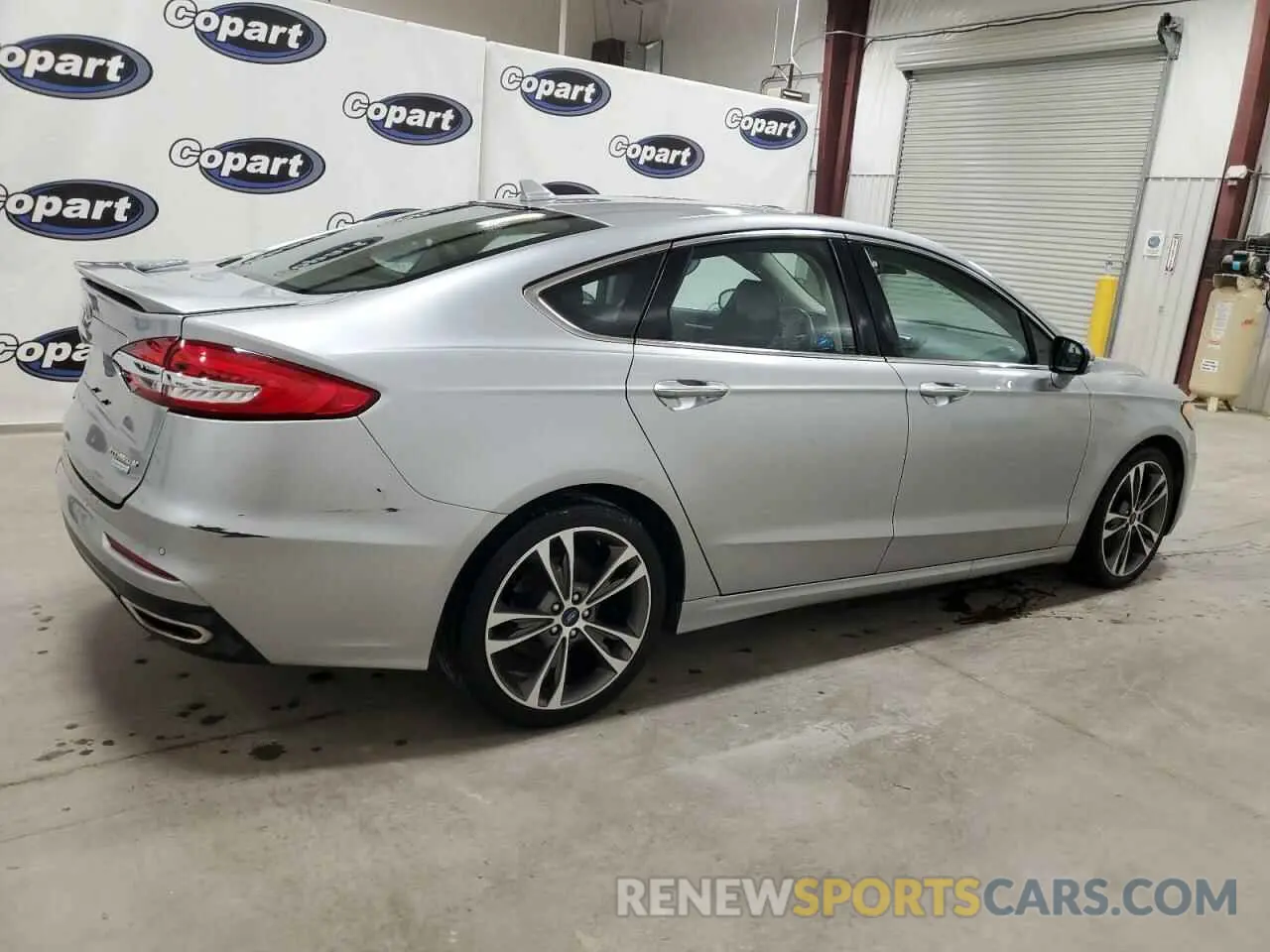 3 Photograph of a damaged car 3FA6P0K93LR193398 FORD FUSION 2020