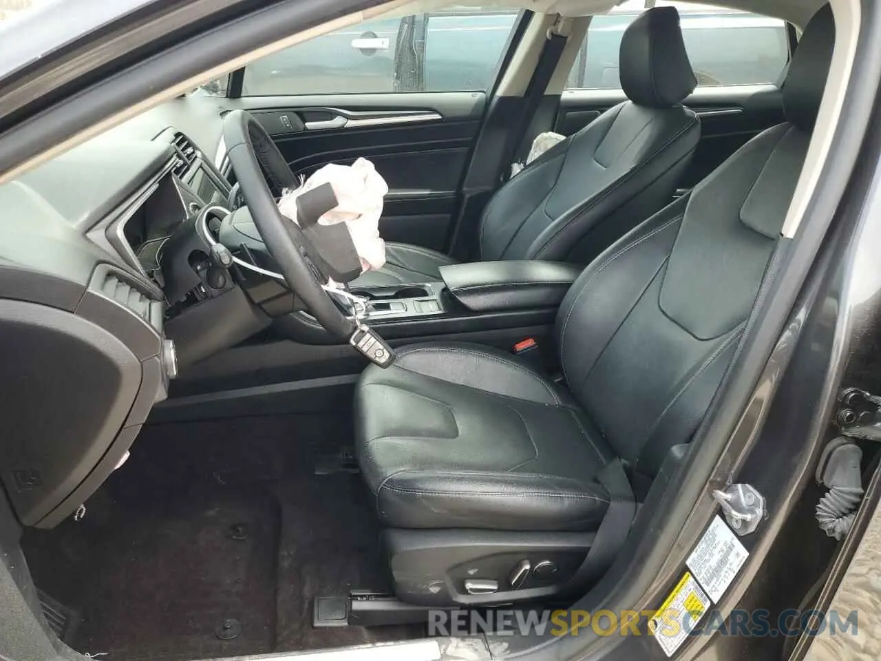 7 Photograph of a damaged car 3FA6P0K93LR206845 FORD FUSION 2020
