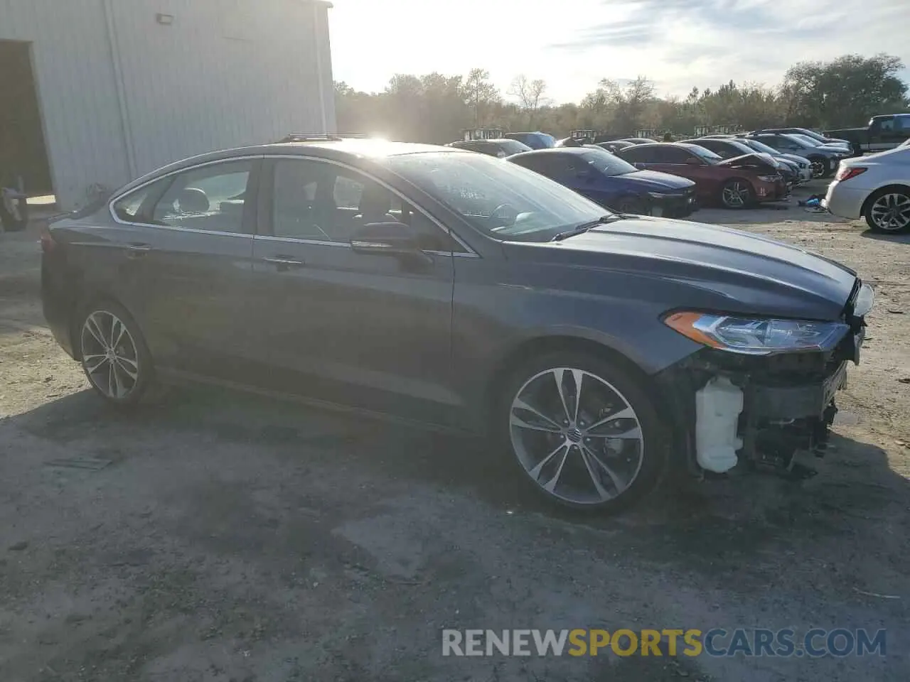 4 Photograph of a damaged car 3FA6P0K96LR152344 FORD FUSION 2020