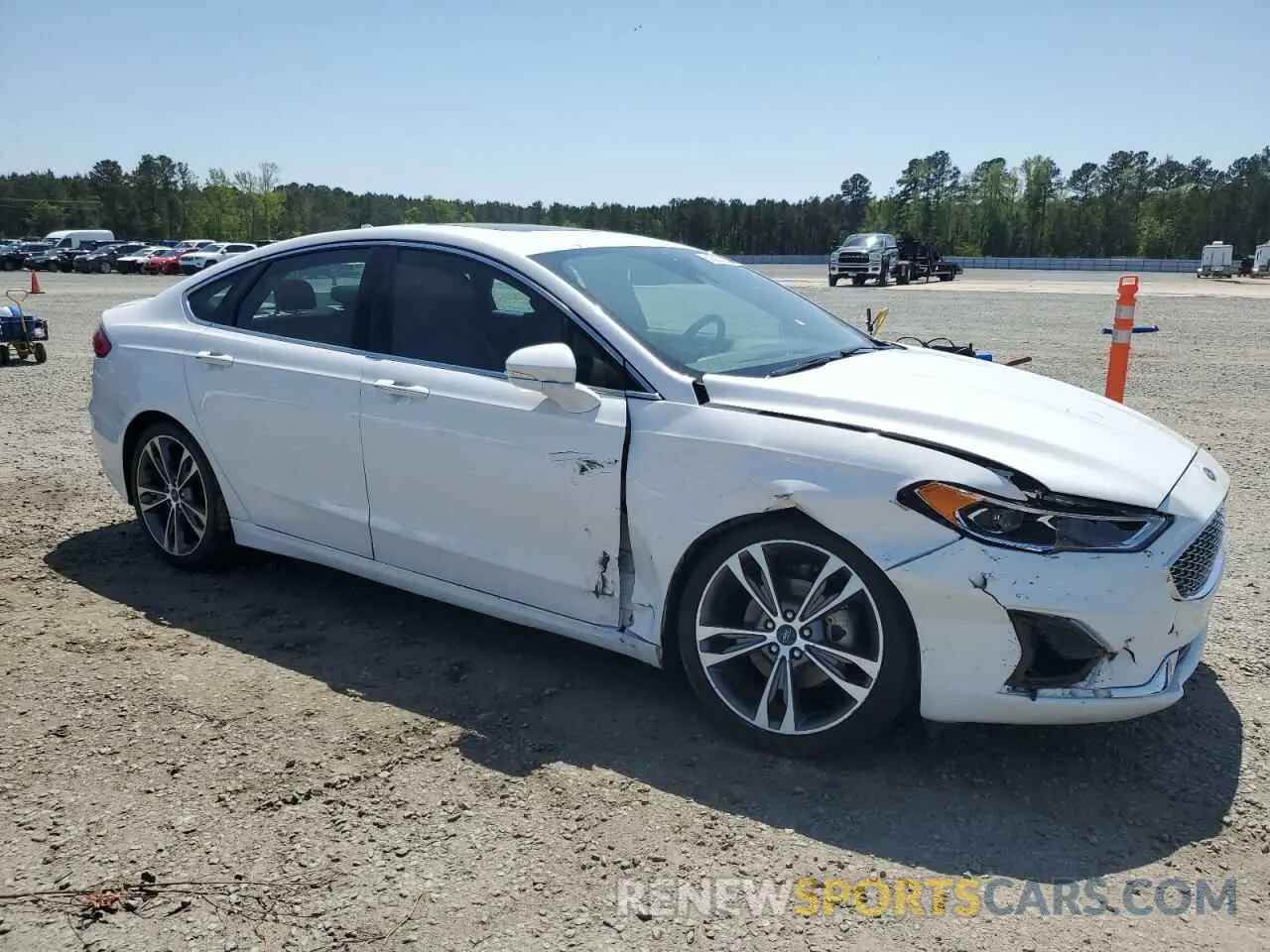 4 Photograph of a damaged car 3FA6P0K99LR174094 FORD FUSION 2020