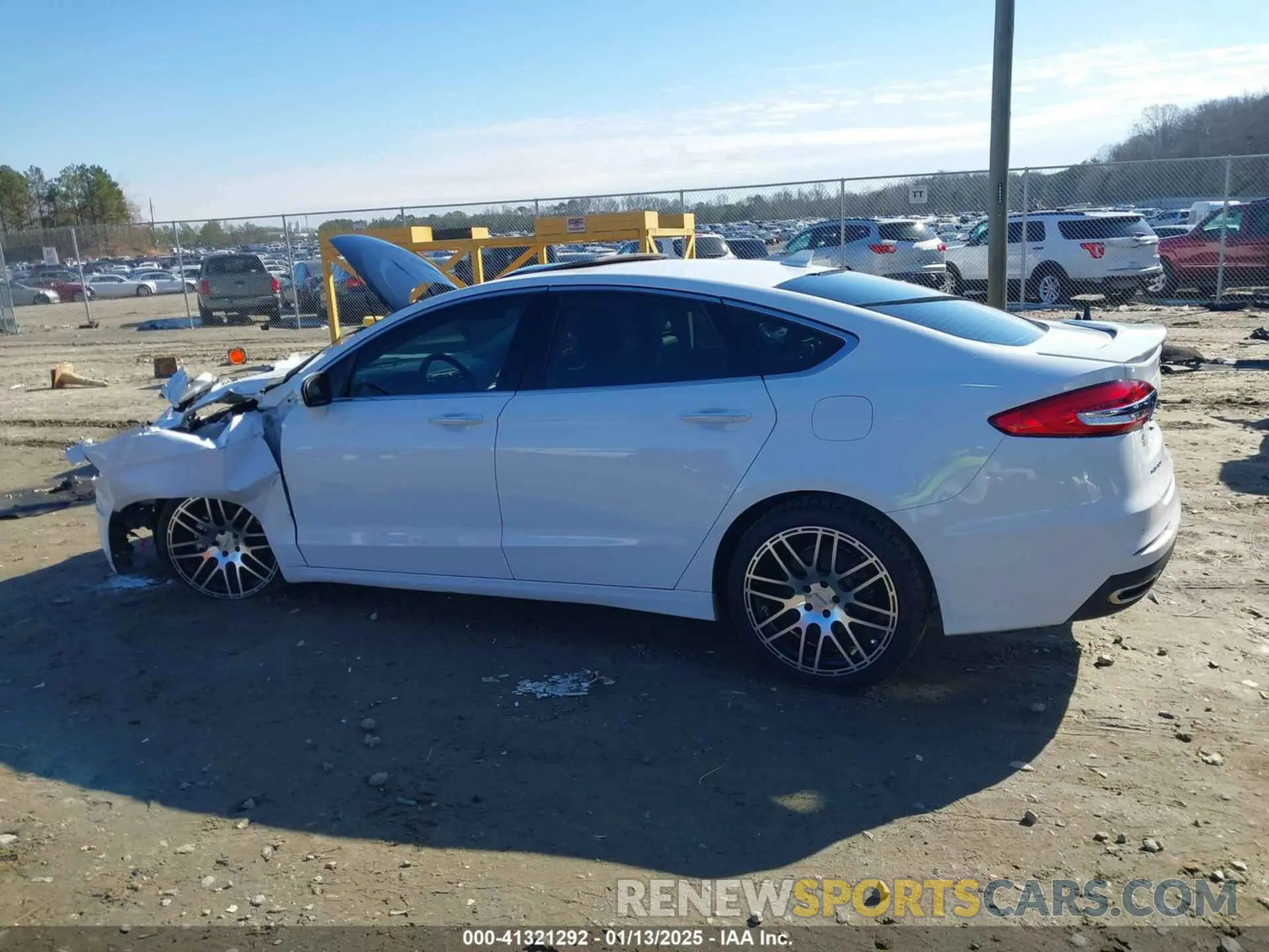 13 Photograph of a damaged car 3FA6P0K9XLR131657 FORD FUSION 2020