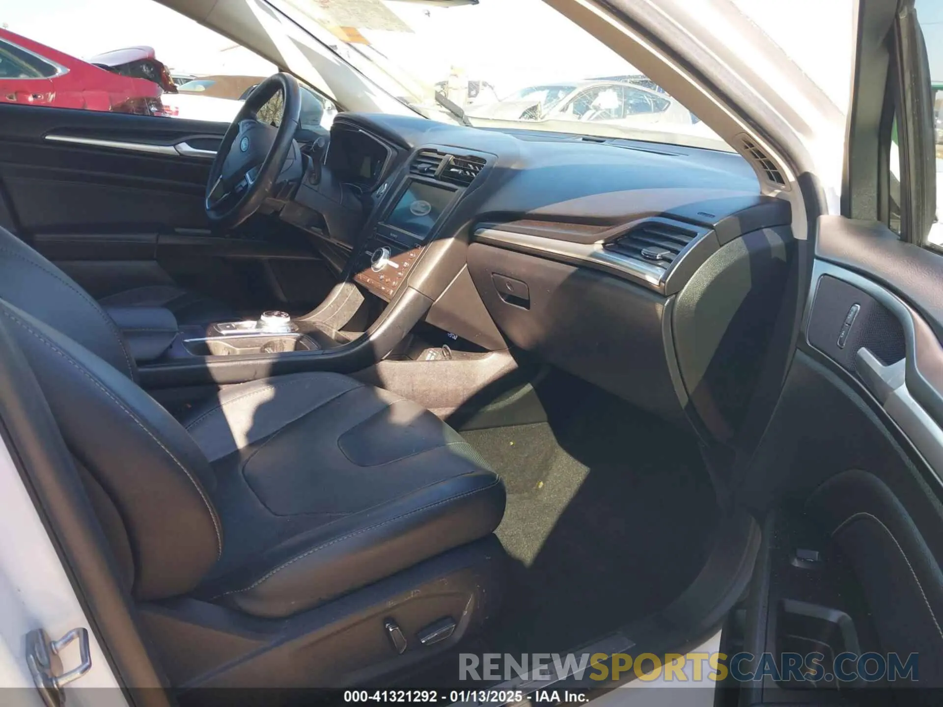 5 Photograph of a damaged car 3FA6P0K9XLR131657 FORD FUSION 2020