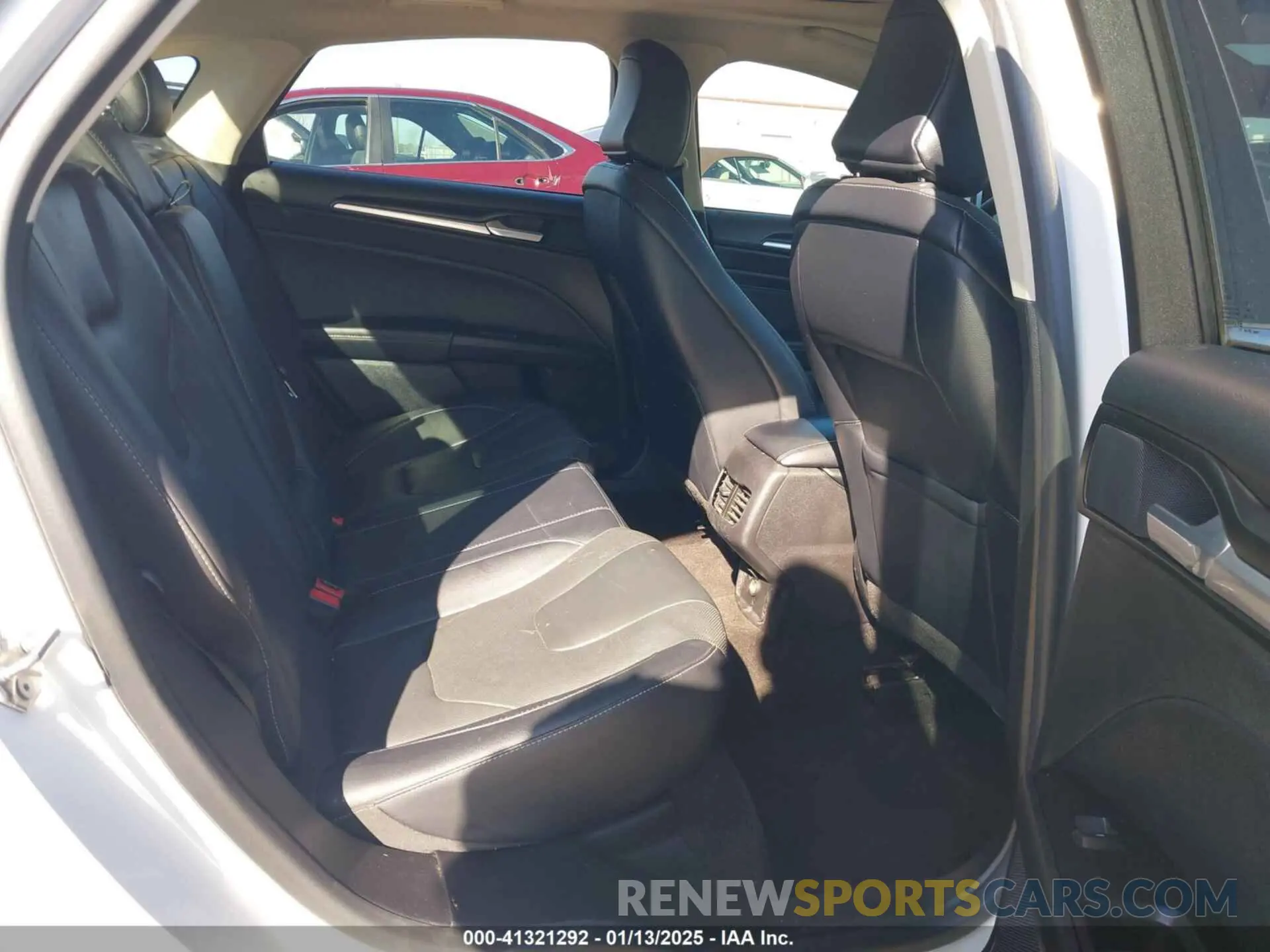 8 Photograph of a damaged car 3FA6P0K9XLR131657 FORD FUSION 2020