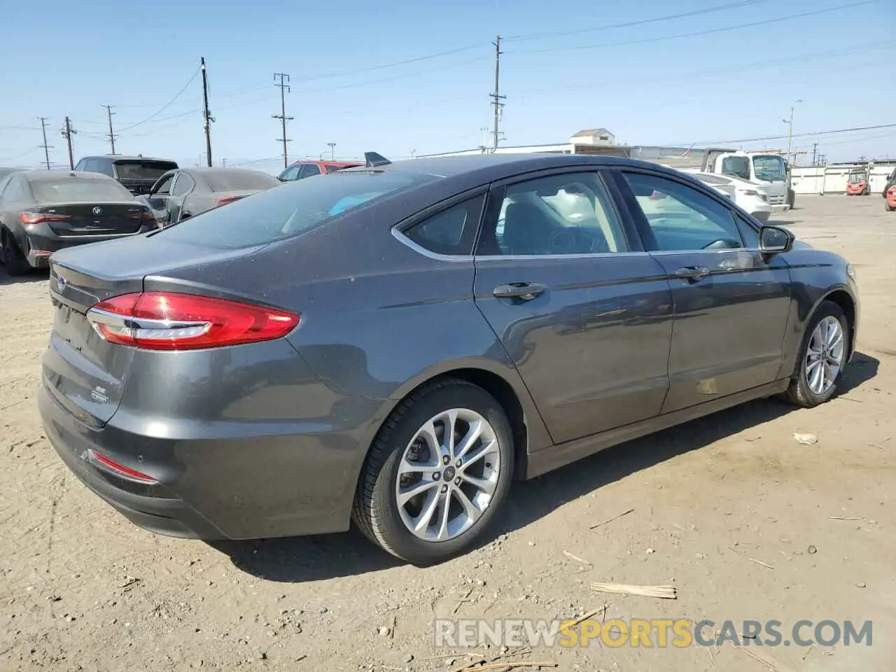 3 Photograph of a damaged car 3FA6P0LU0LR258405 FORD FUSION 2020