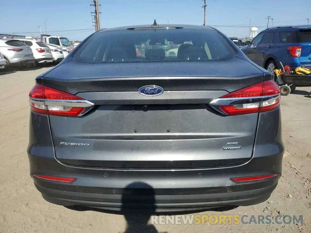 6 Photograph of a damaged car 3FA6P0LU0LR258405 FORD FUSION 2020