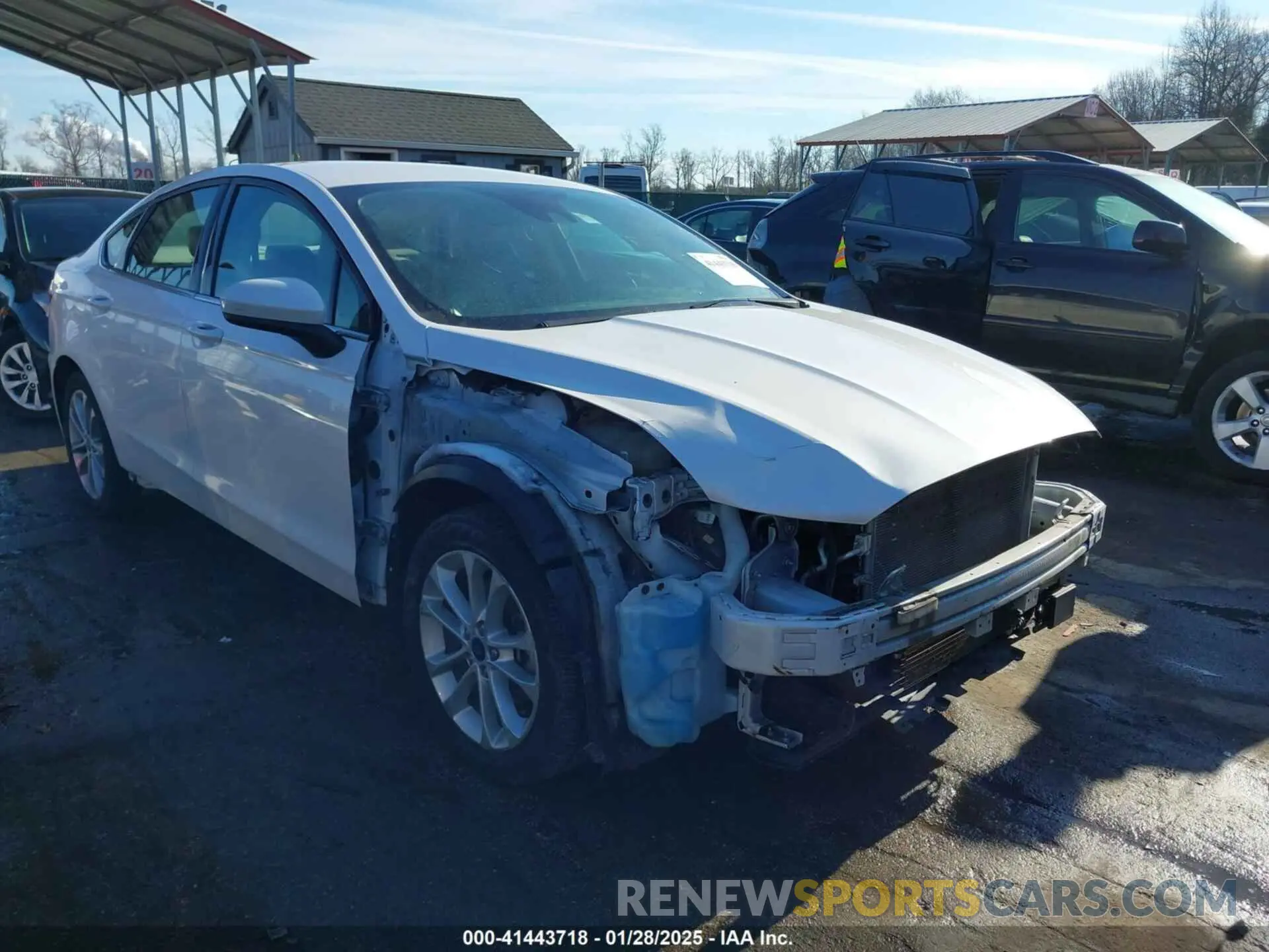 1 Photograph of a damaged car 3FA6P0LU1LR245307 FORD FUSION 2020