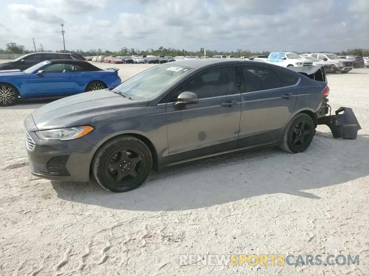 1 Photograph of a damaged car 3FA6P0LU2LR161349 FORD FUSION 2020