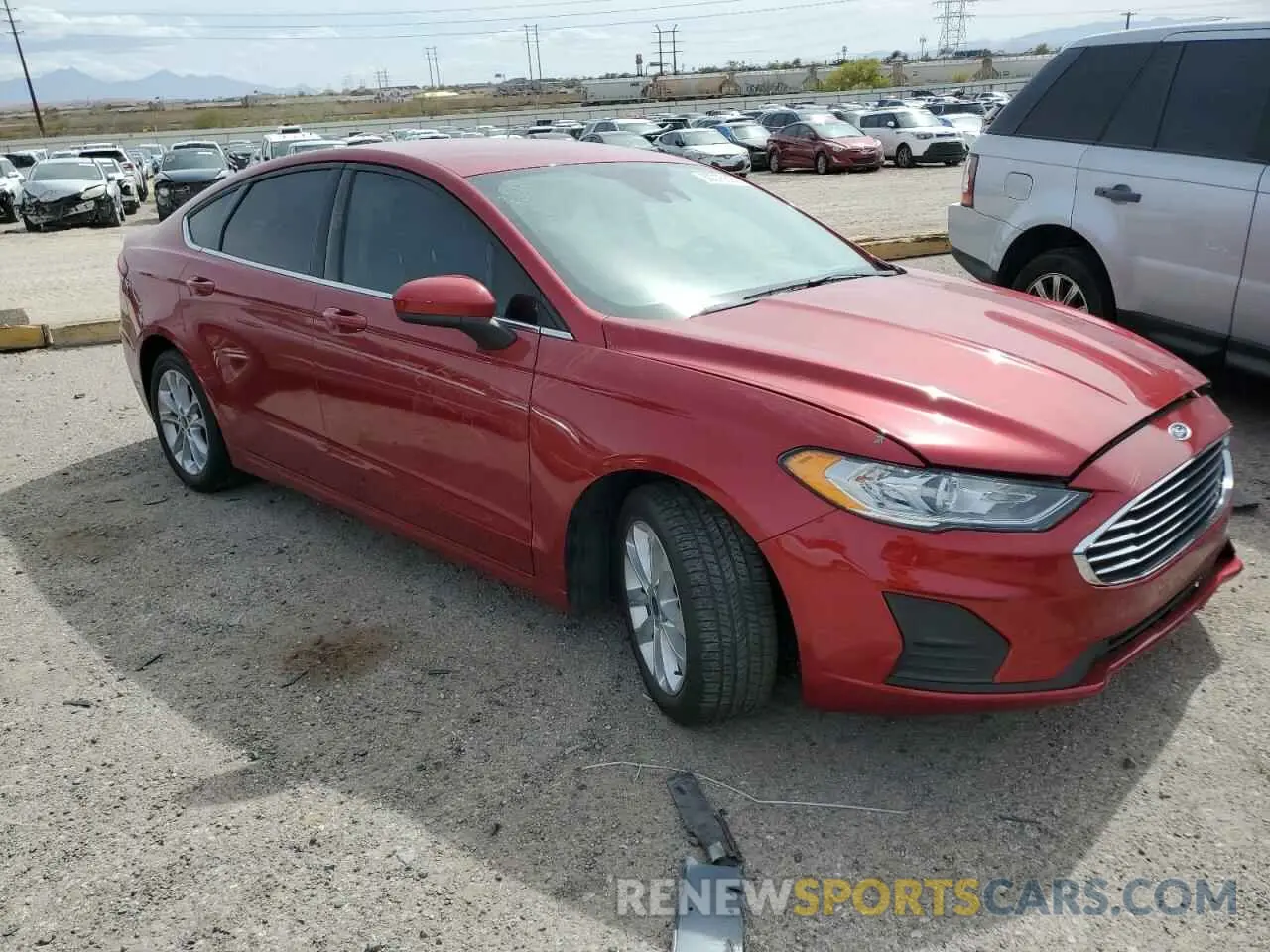 4 Photograph of a damaged car 3FA6P0LU2LR219735 FORD FUSION 2020