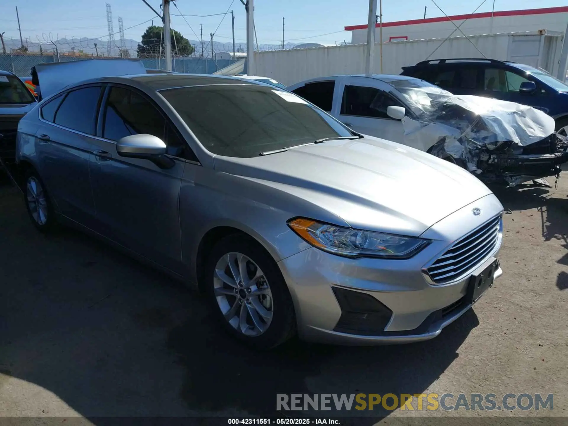 1 Photograph of a damaged car 3FA6P0LU2LR229035 FORD FUSION 2020