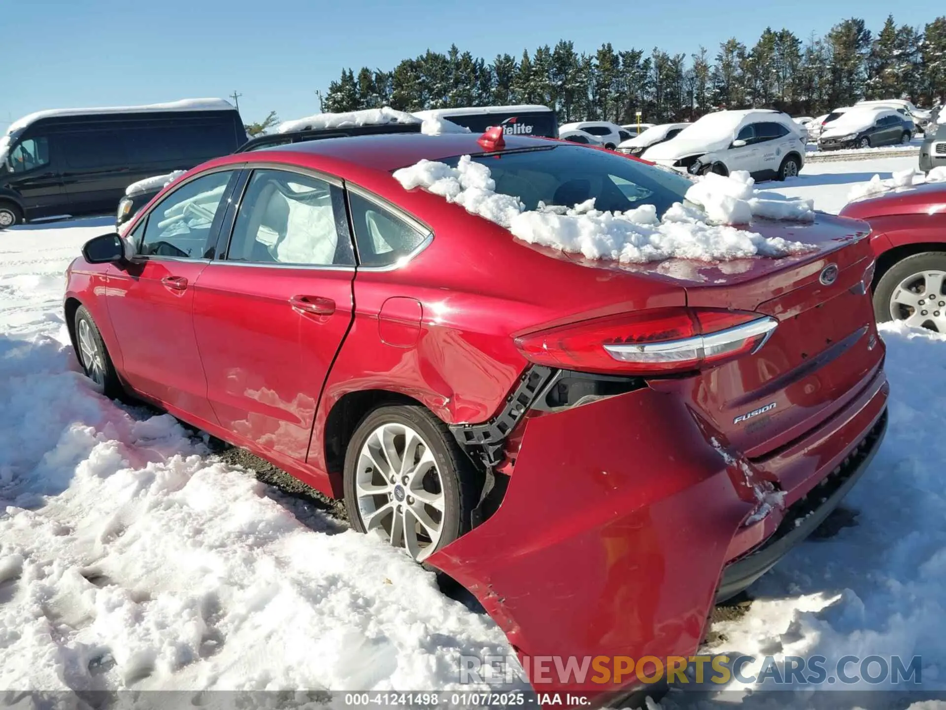 3 Photograph of a damaged car 3FA6P0LU2LR235322 FORD FUSION 2020