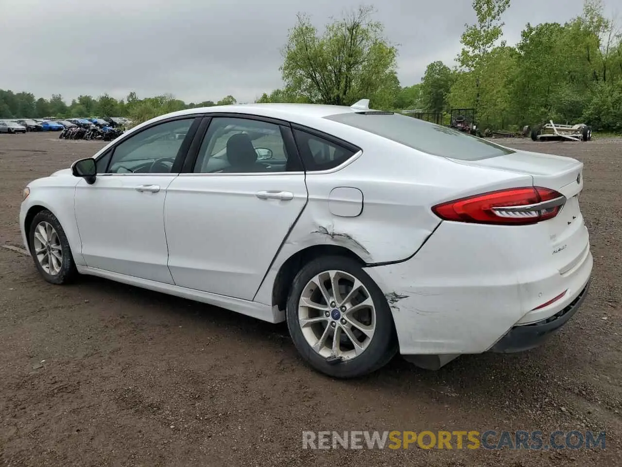 2 Photograph of a damaged car 3FA6P0LU3LR125671 FORD FUSION 2020