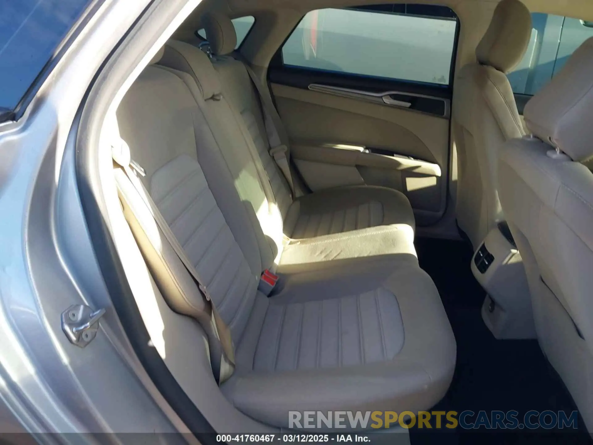 8 Photograph of a damaged car 3FA6P0LU3LR176846 FORD FUSION 2020