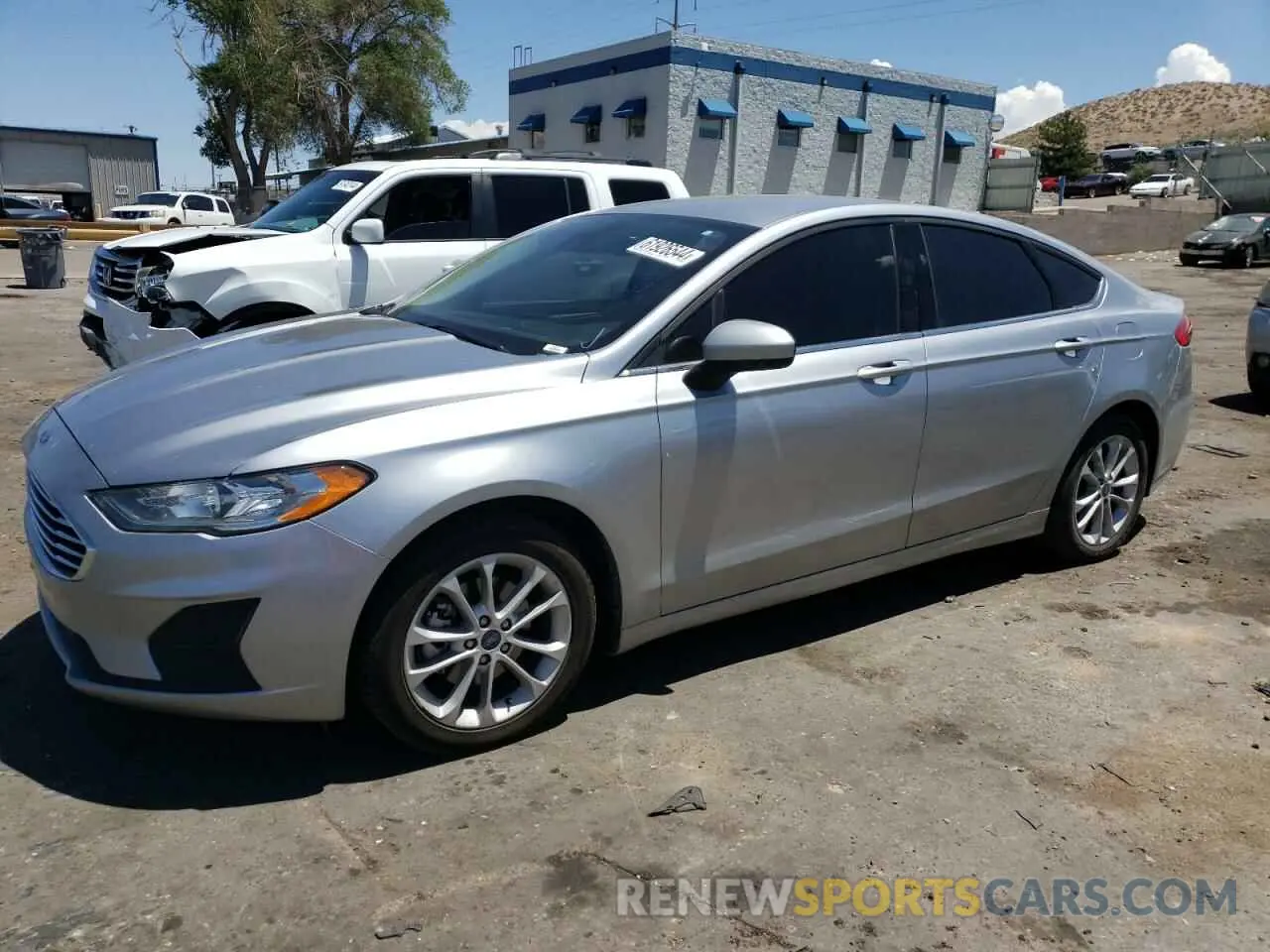 1 Photograph of a damaged car 3FA6P0LU3LR211787 FORD FUSION 2020