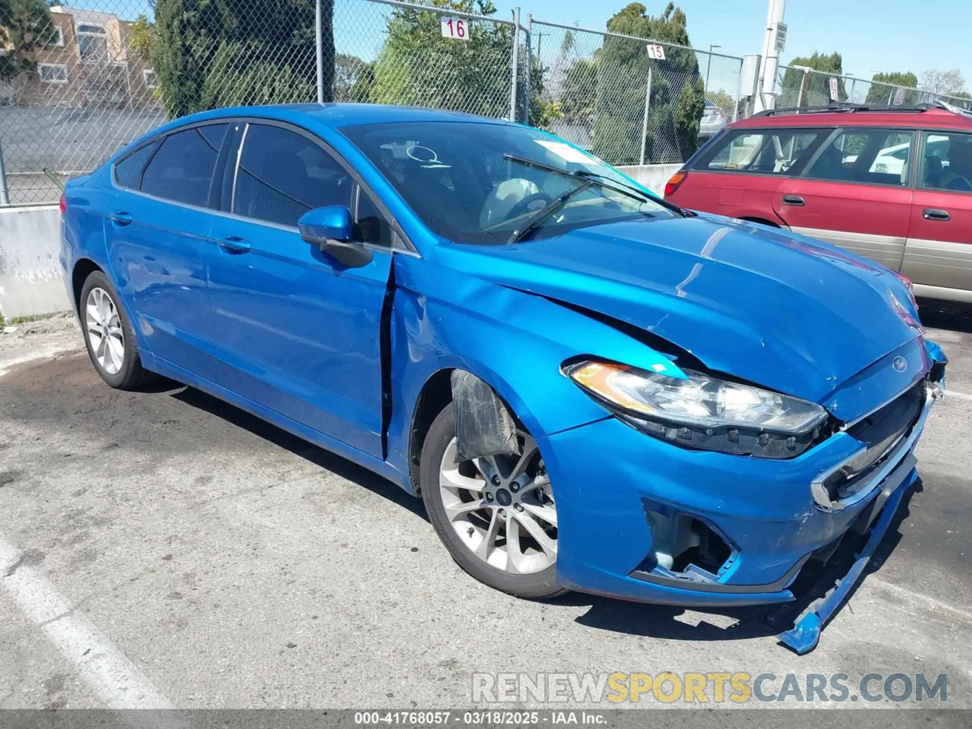 1 Photograph of a damaged car 3FA6P0LU3LR215130 FORD FUSION 2020