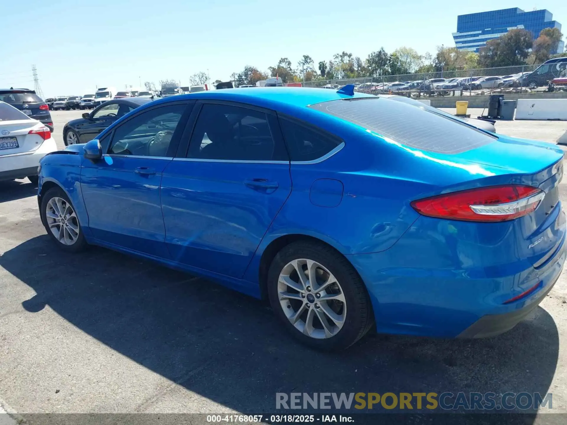13 Photograph of a damaged car 3FA6P0LU3LR215130 FORD FUSION 2020