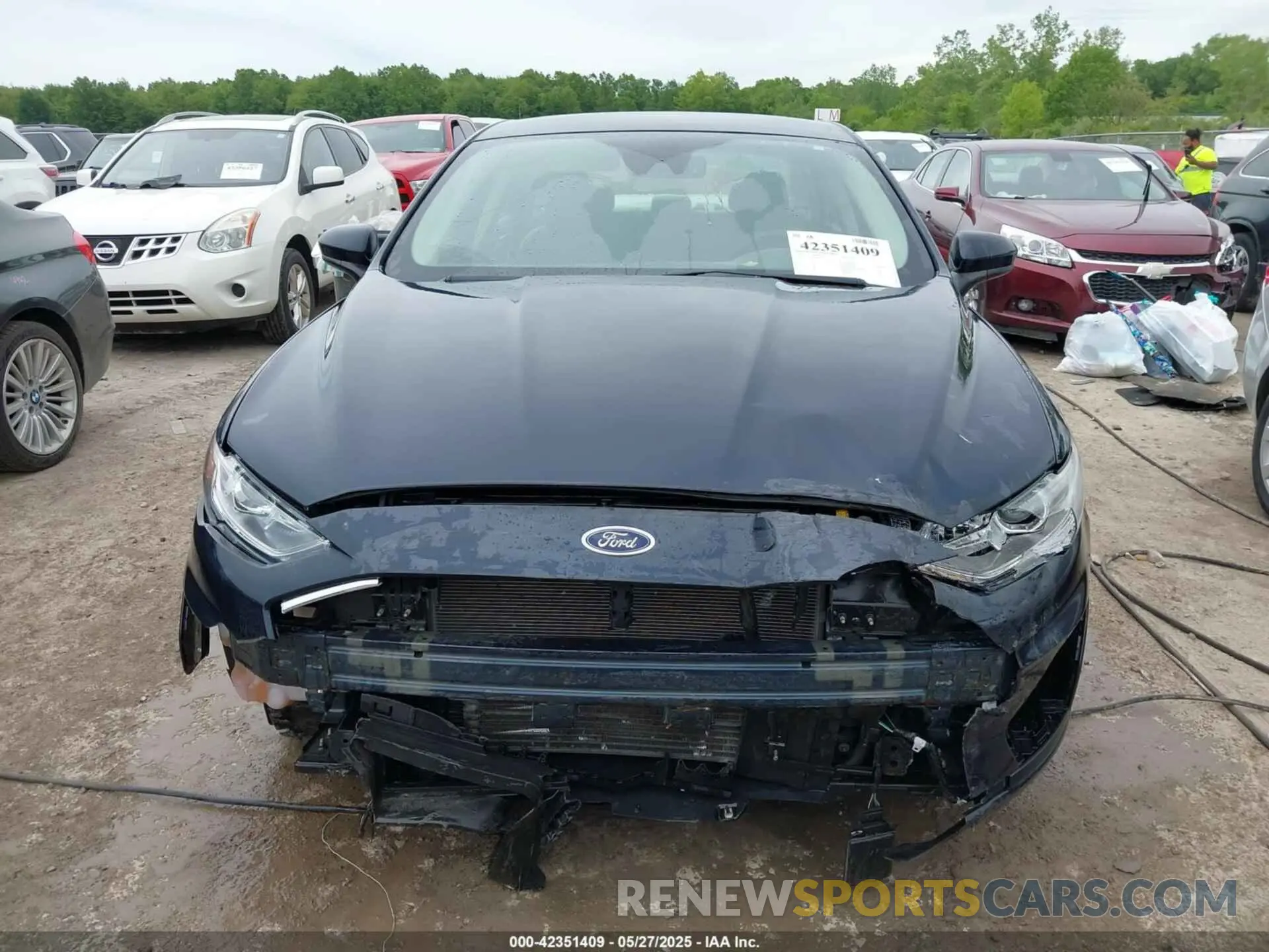 12 Photograph of a damaged car 3FA6P0LU4LR163314 FORD FUSION 2020