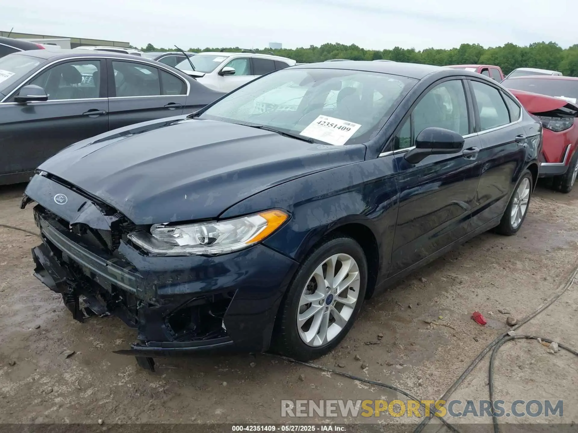 2 Photograph of a damaged car 3FA6P0LU4LR163314 FORD FUSION 2020