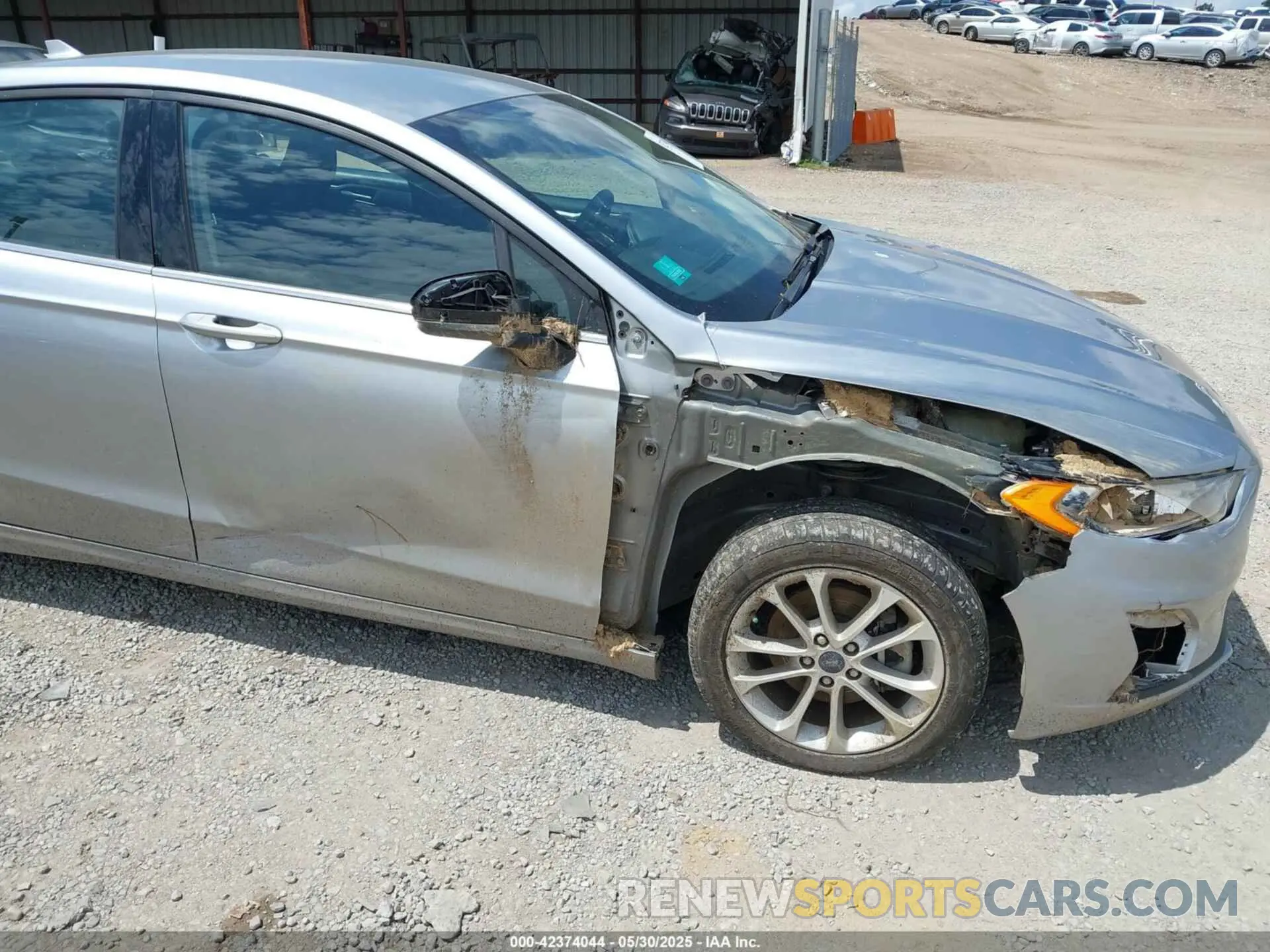 6 Photograph of a damaged car 3FA6P0LU4LR212740 FORD FUSION 2020