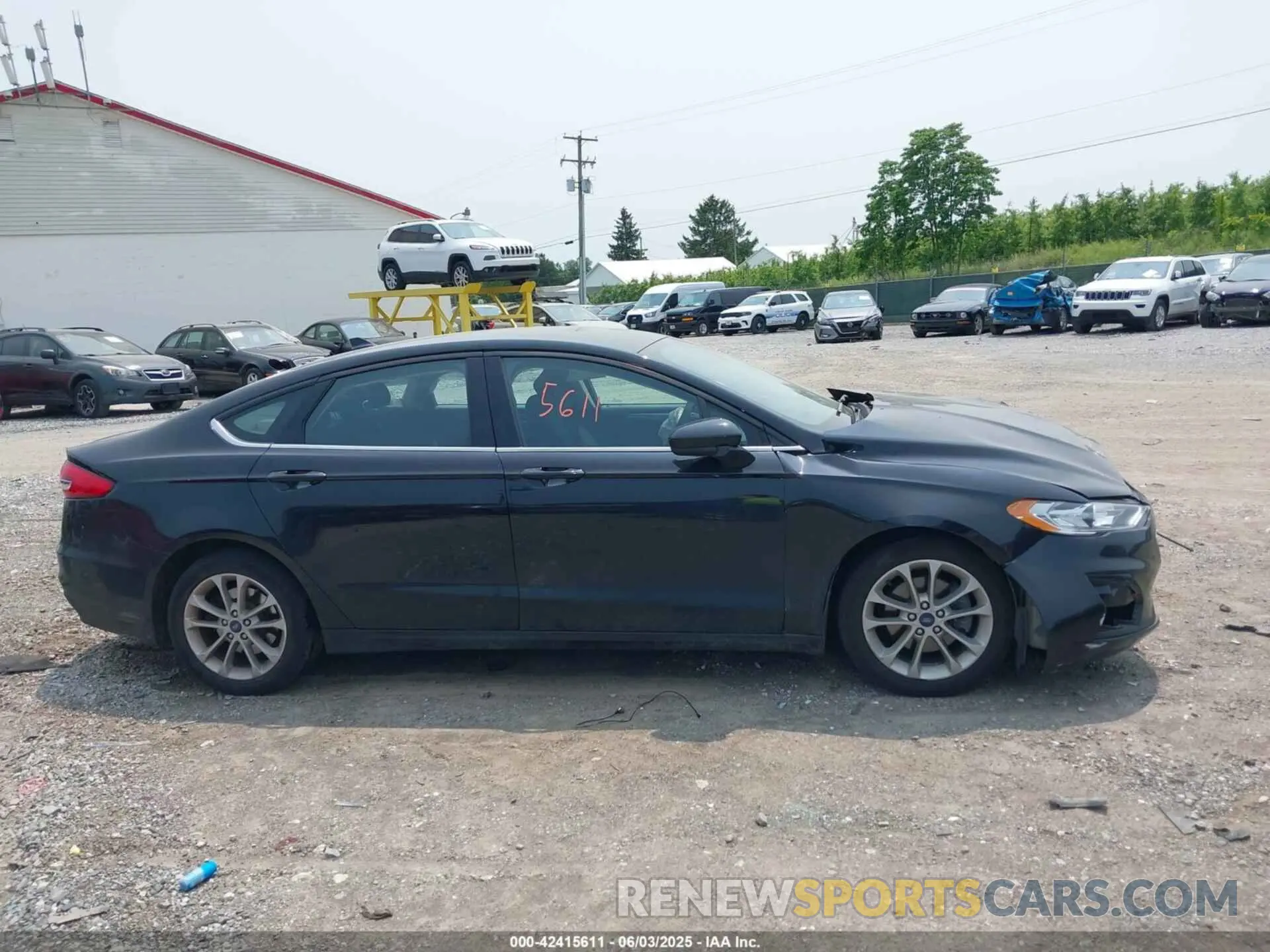 12 Photograph of a damaged car 3FA6P0LU5LR142665 FORD FUSION 2020