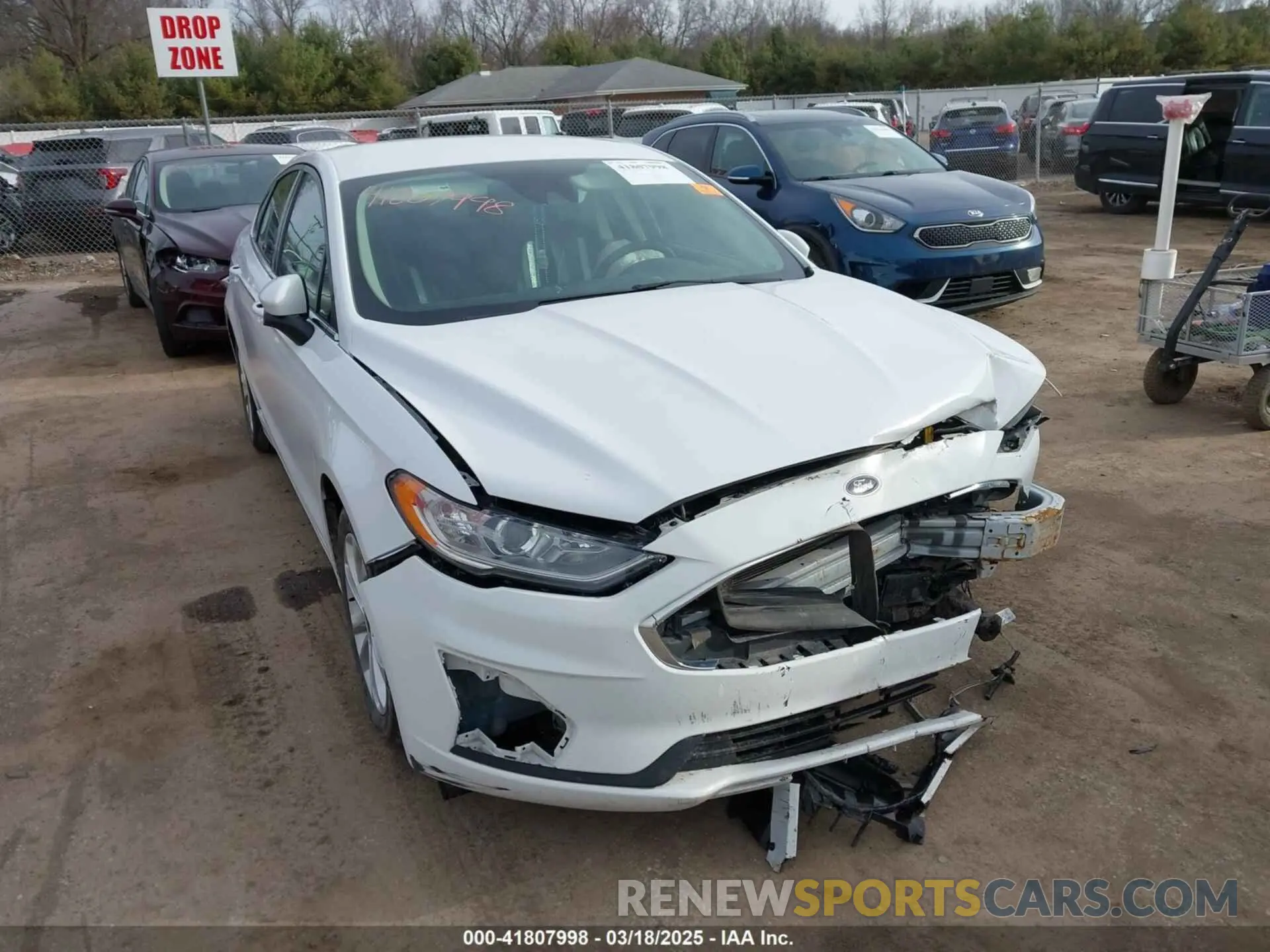 1 Photograph of a damaged car 3FA6P0LU5LR195611 FORD FUSION 2020