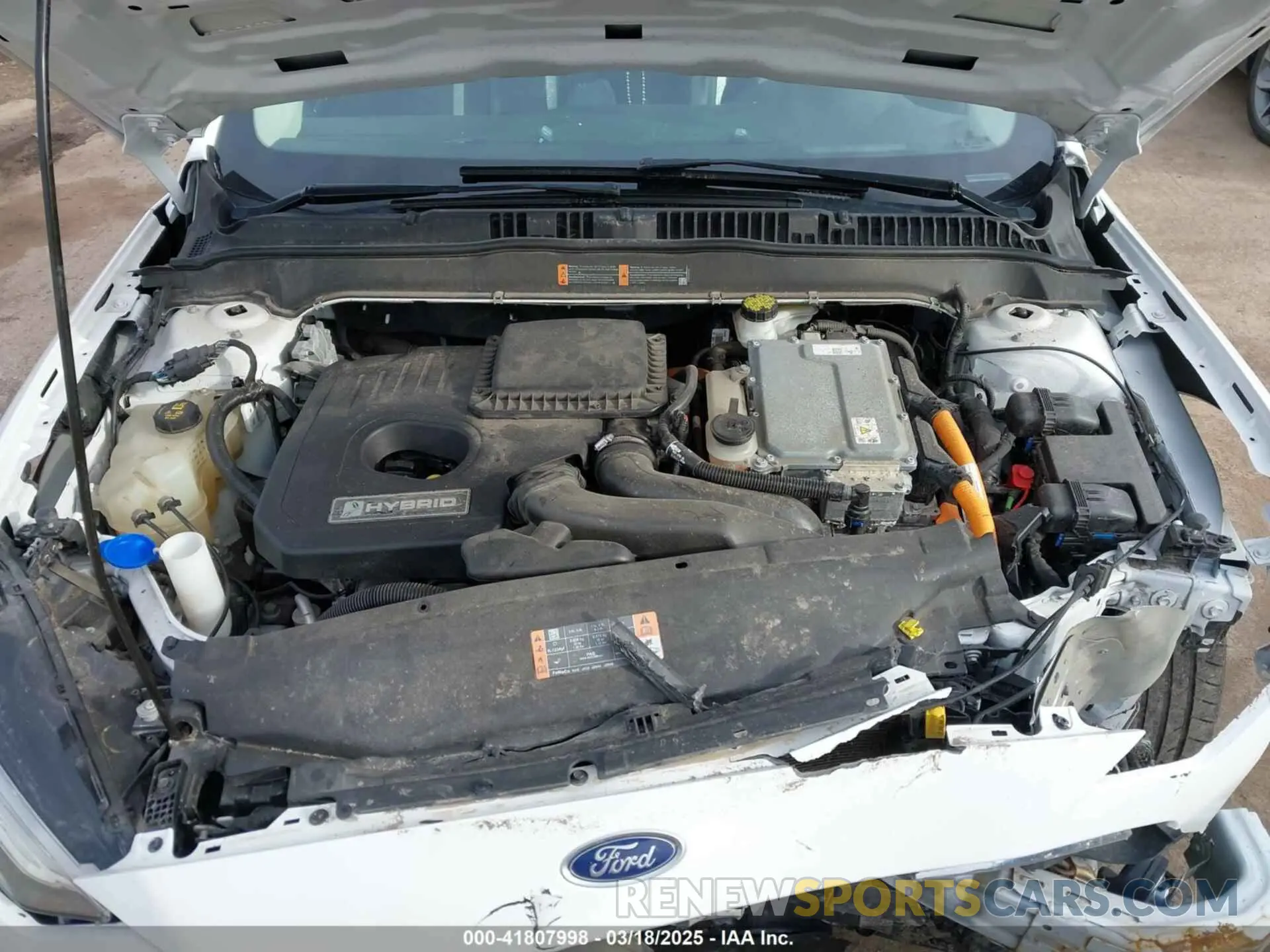 10 Photograph of a damaged car 3FA6P0LU5LR195611 FORD FUSION 2020