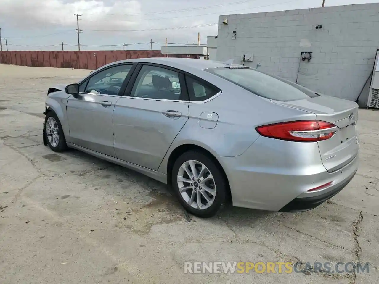 2 Photograph of a damaged car 3FA6P0LU5LR259386 FORD FUSION 2020