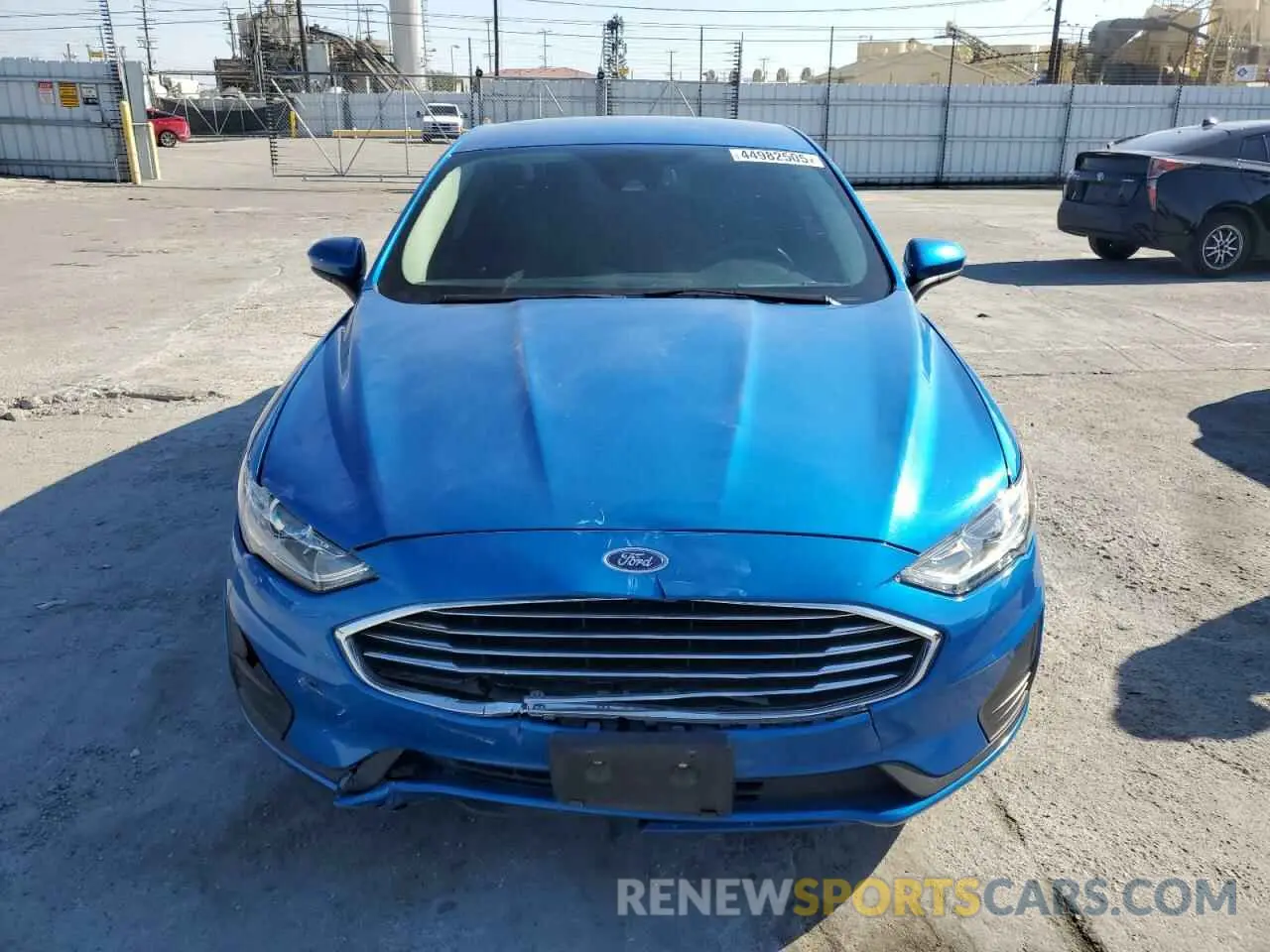 5 Photograph of a damaged car 3FA6P0LU5LR266421 FORD FUSION 2020