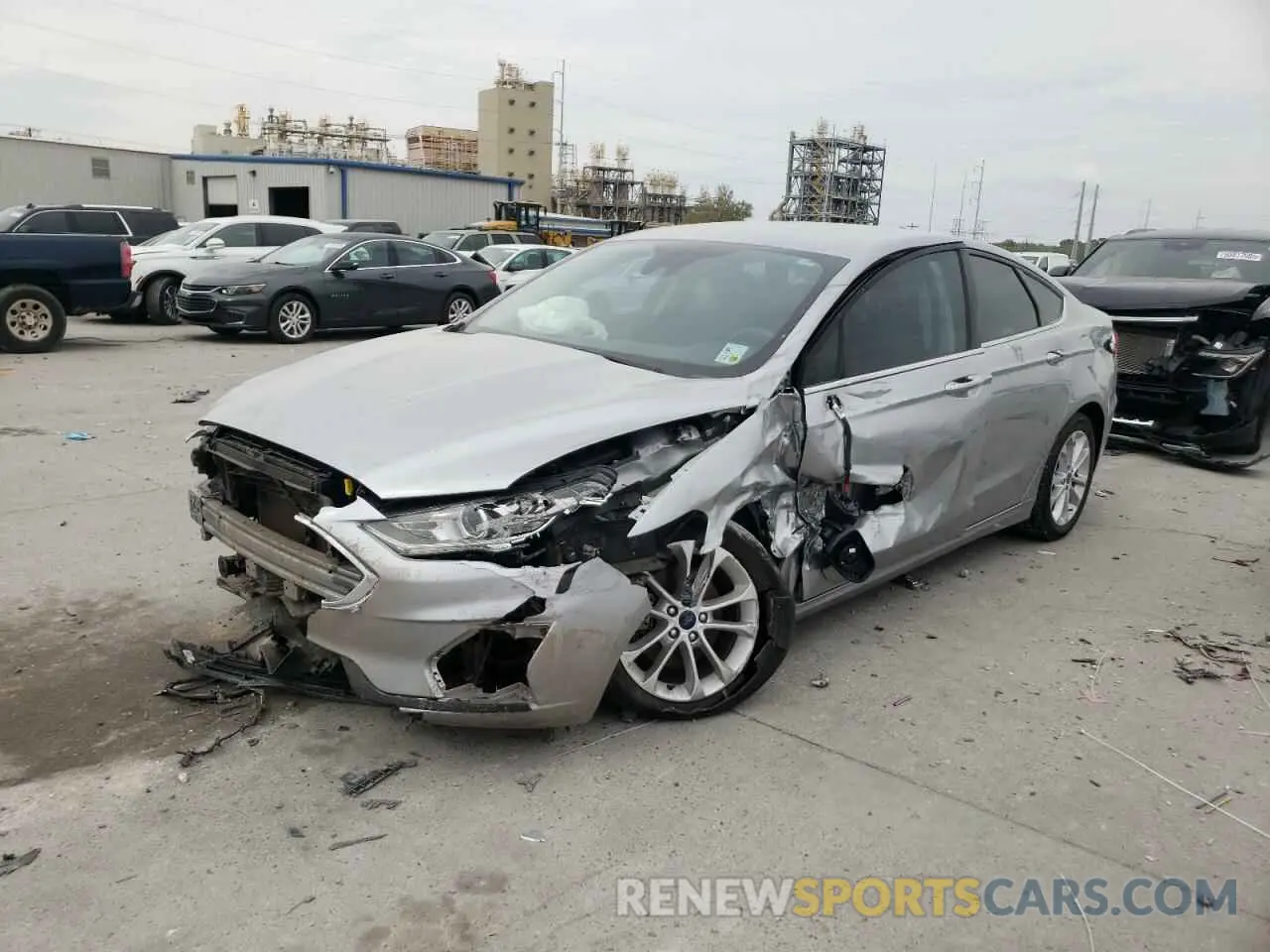 1 Photograph of a damaged car 3FA6P0LU6LR104281 FORD FUSION 2020