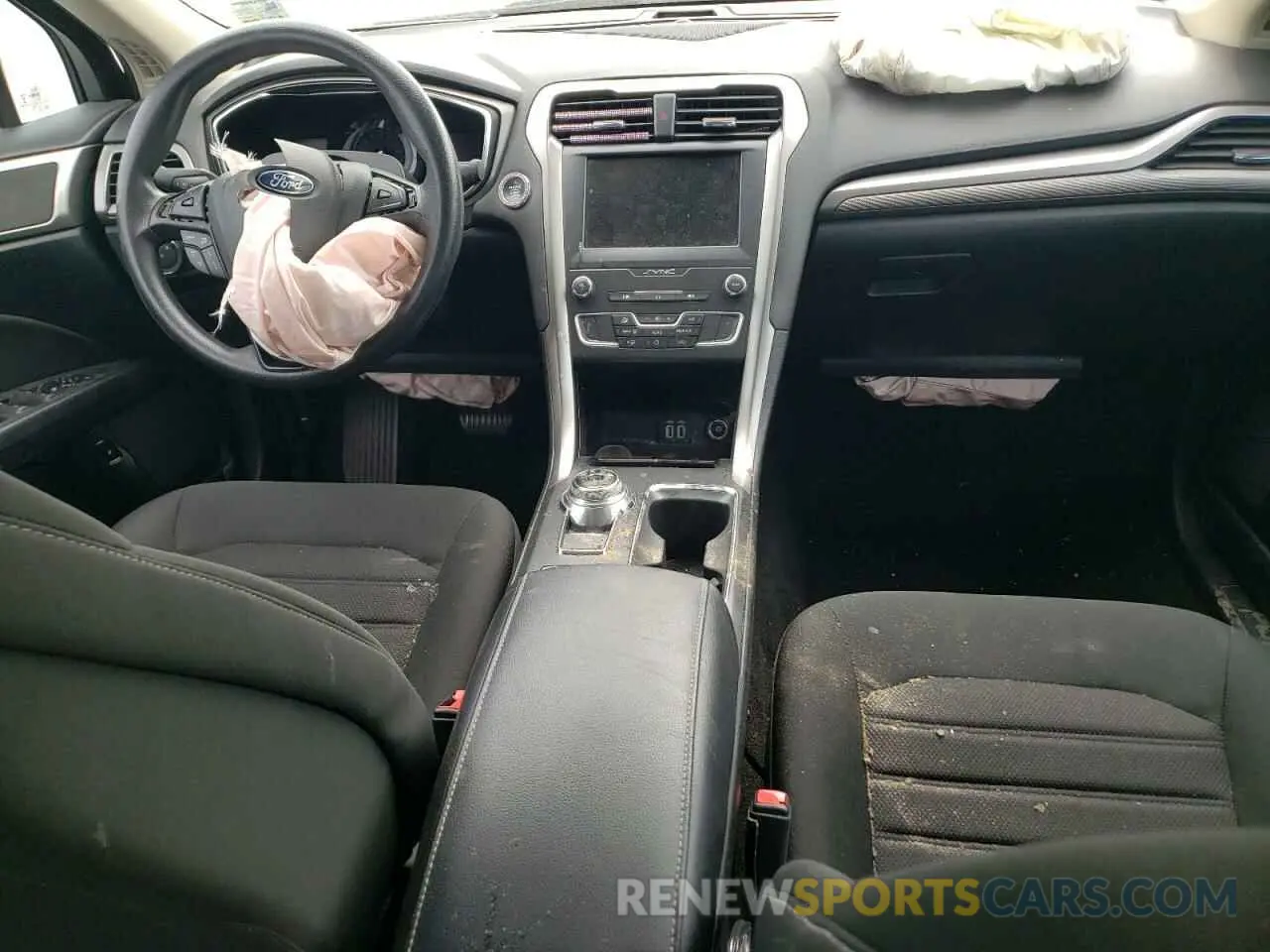 8 Photograph of a damaged car 3FA6P0LU6LR104281 FORD FUSION 2020