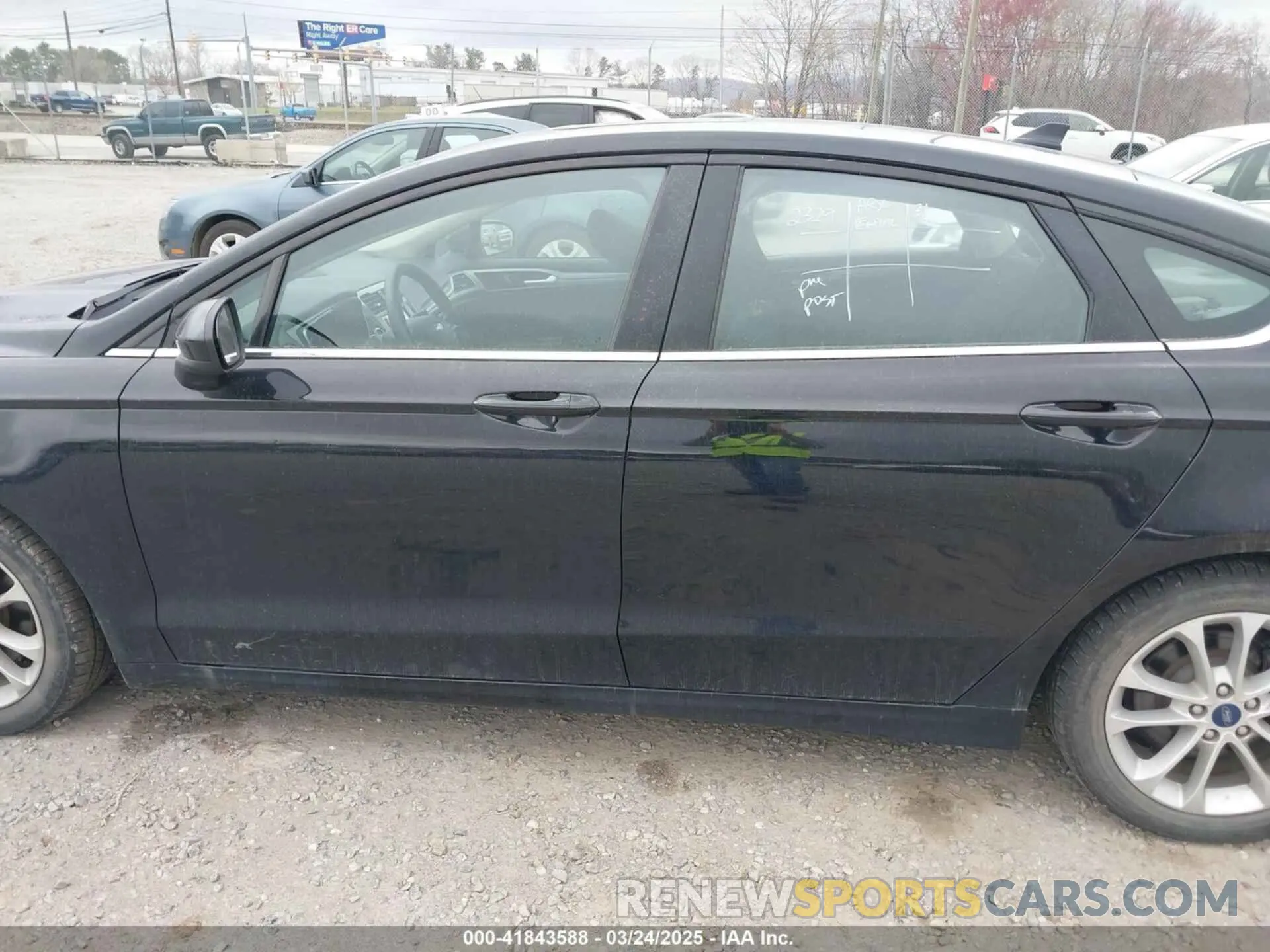 14 Photograph of a damaged car 3FA6P0LU6LR197254 FORD FUSION 2020